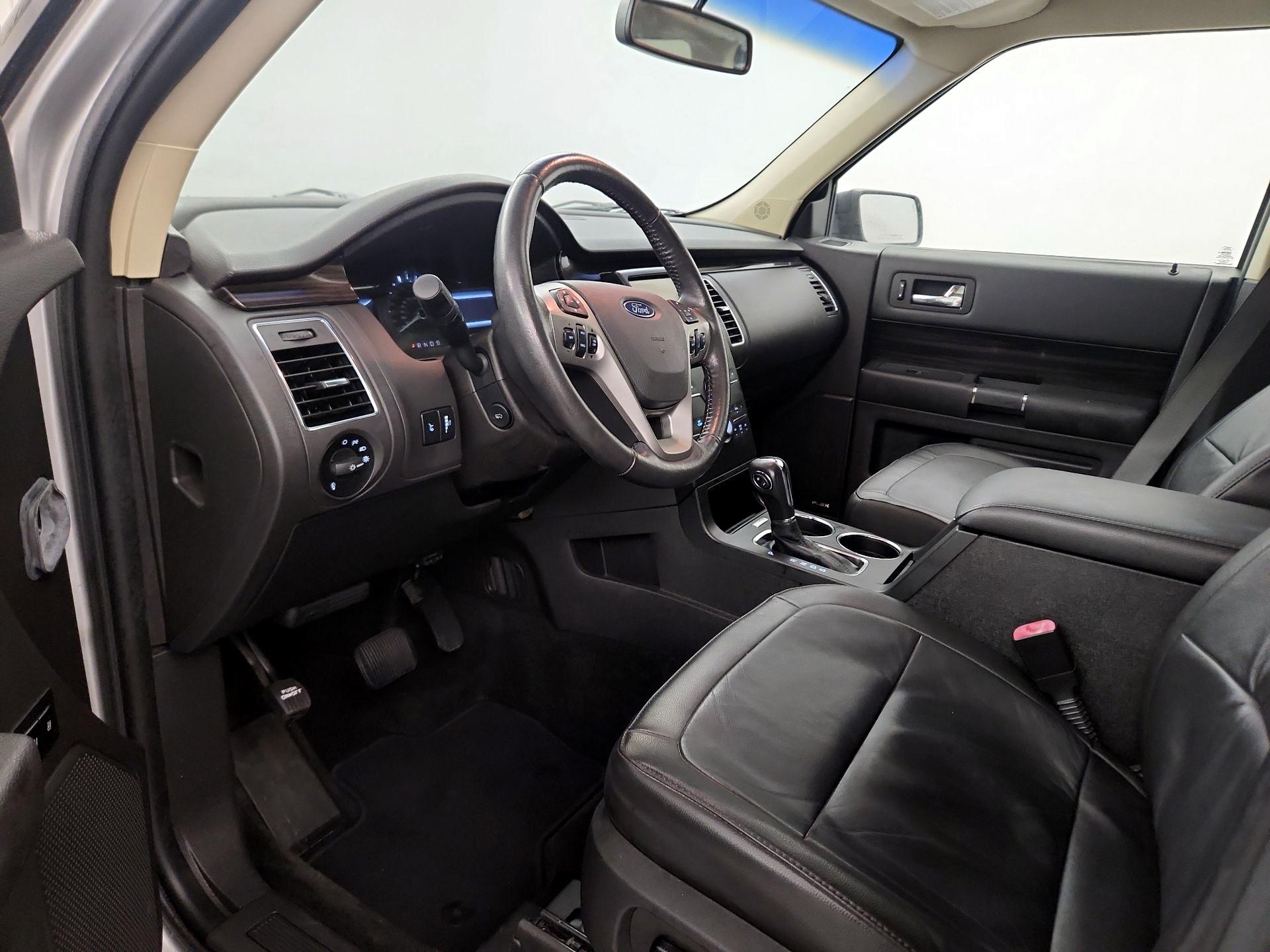 Thumbnail: 2015 Ford Flex - 11