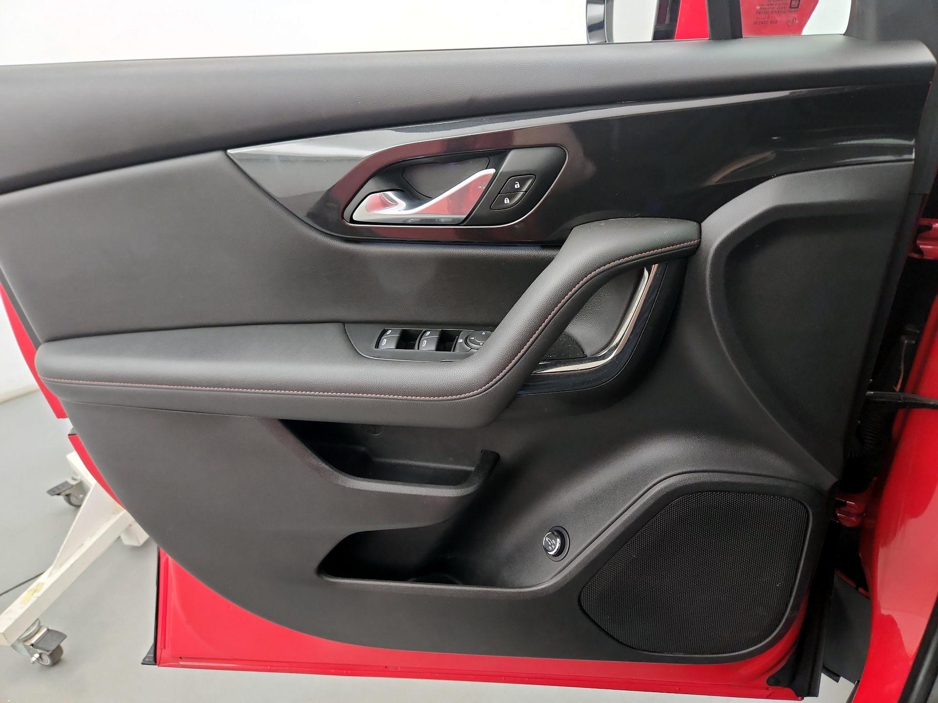 Thumbnail: 2021 Chevrolet Blazer - 12