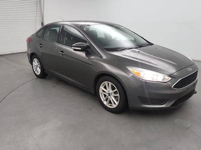 Gray 2015 Ford Focus SE