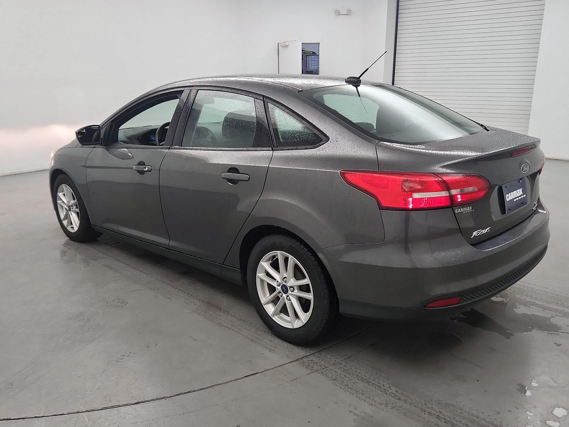 Thumbnail: 2015 Ford Focus - 7