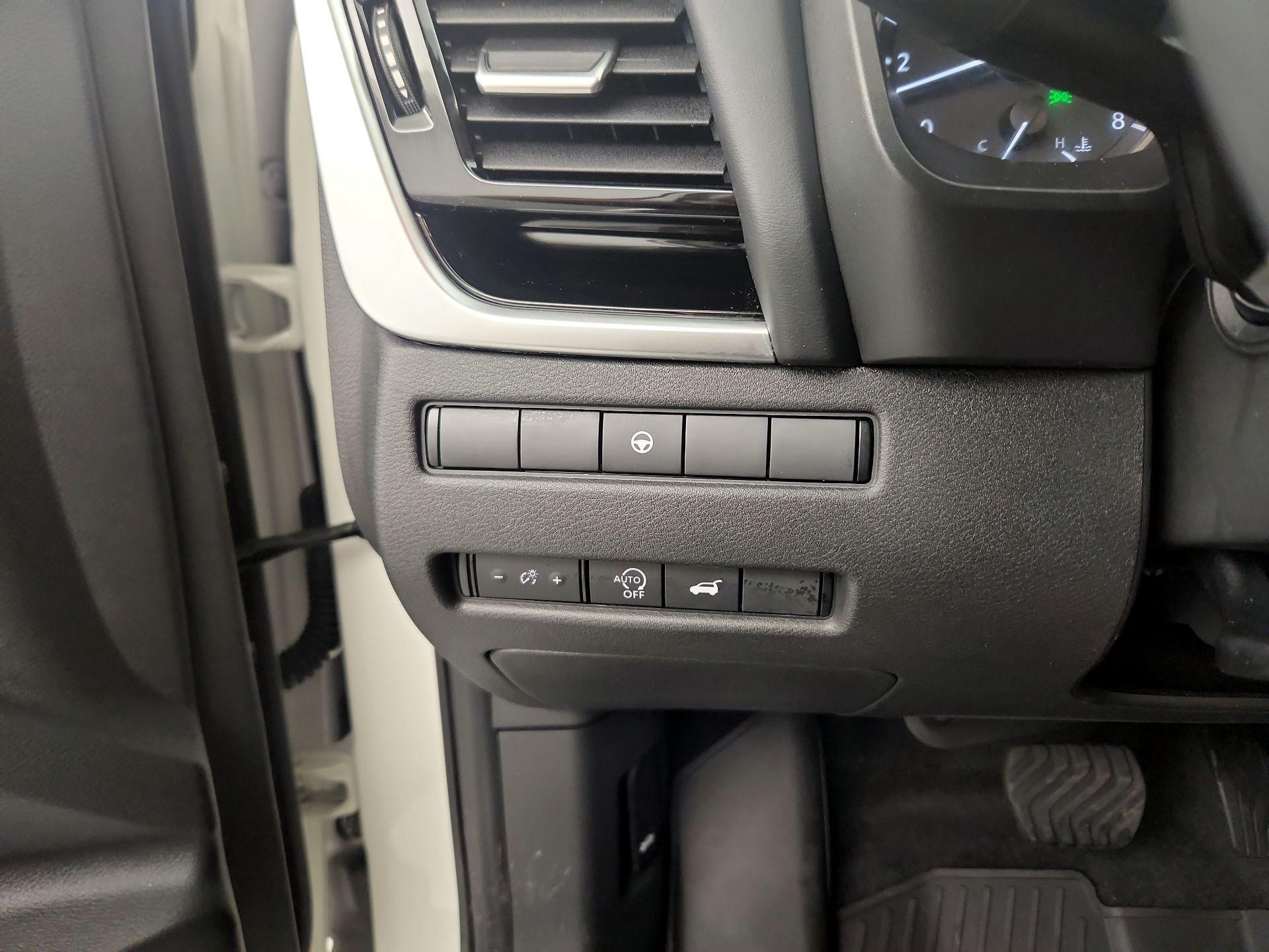 Thumbnail: 2023 Nissan Rogue - 13