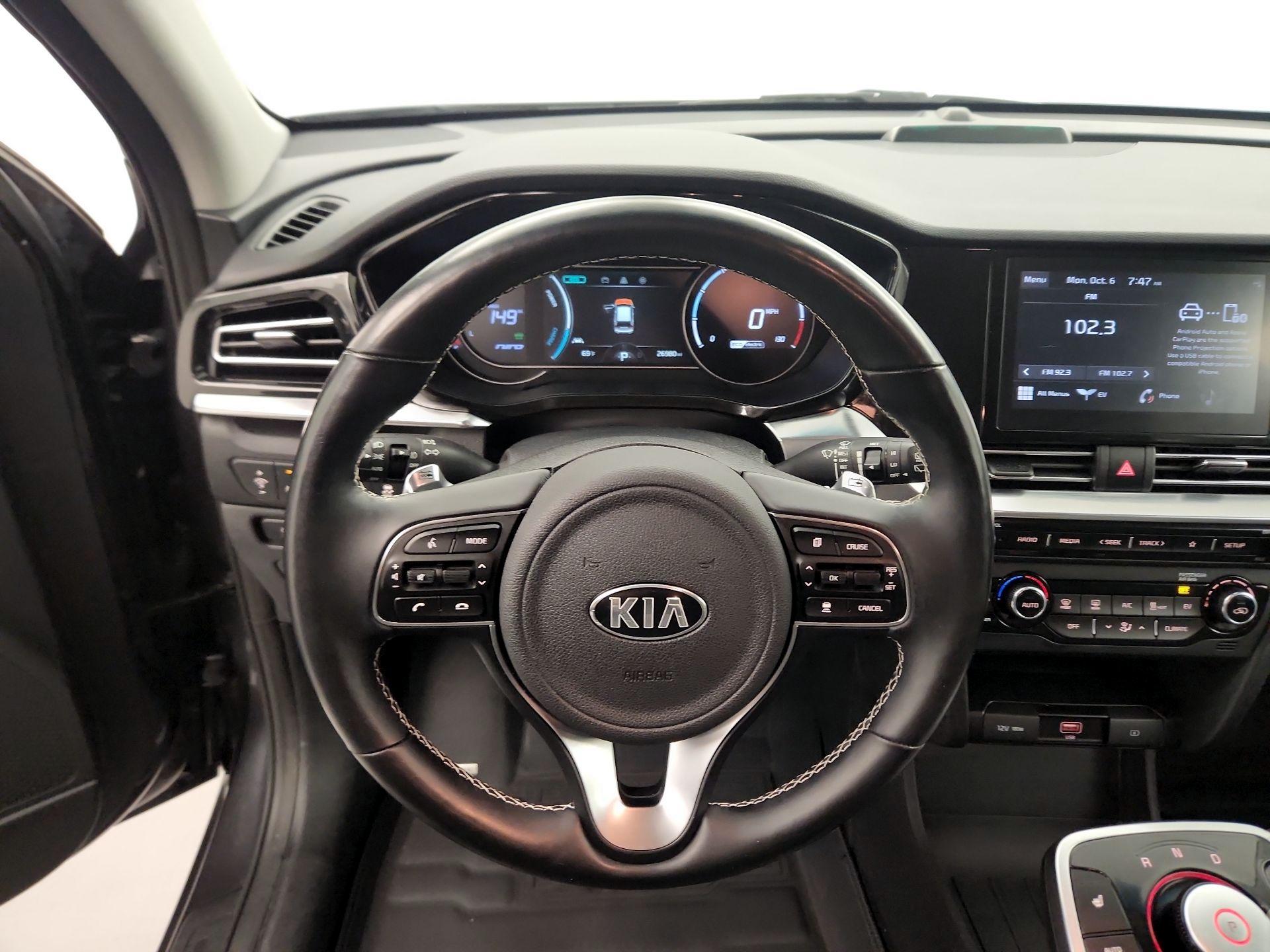 Thumbnail: 2020 Kia Niro - 10