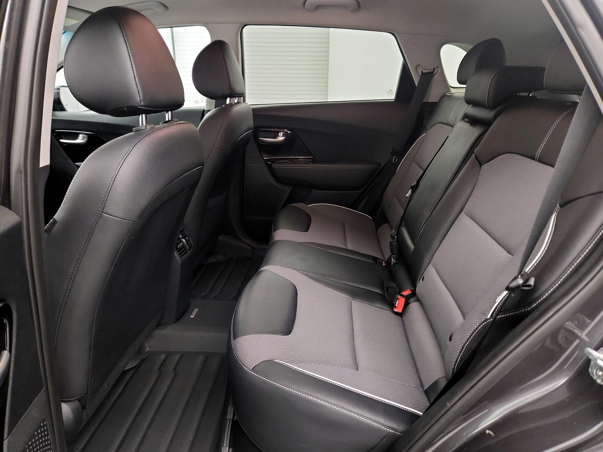 Thumbnail: 2020 Kia Niro - 19