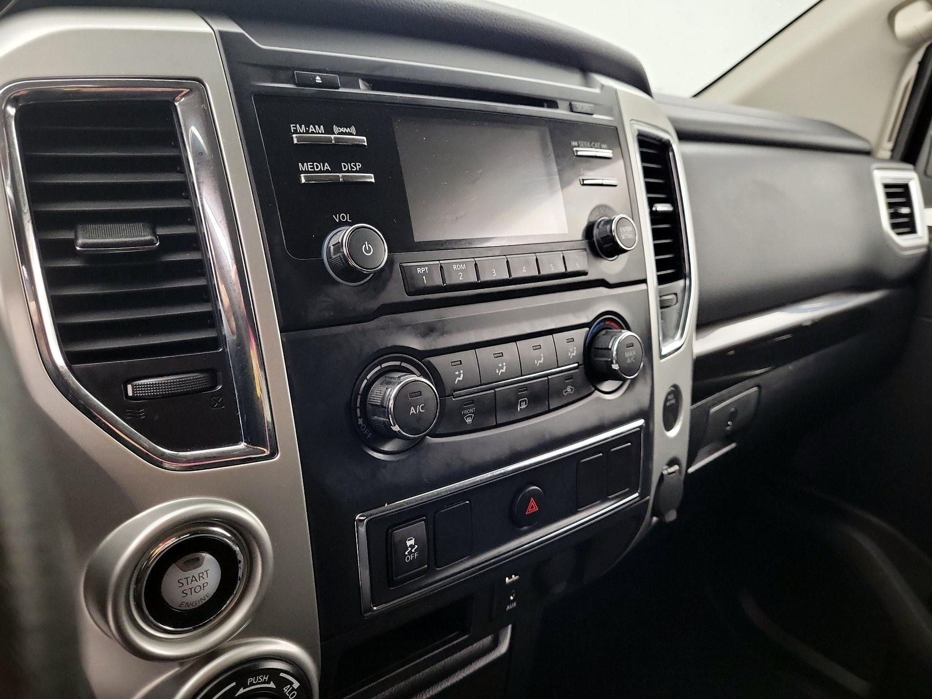 Thumbnail: 2017 Nissan Titan - 13