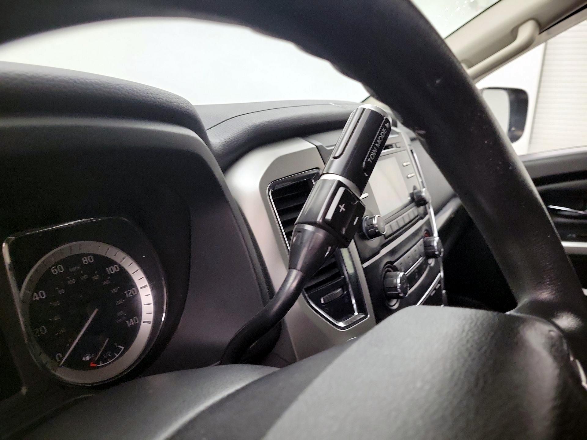 Thumbnail: 2017 Nissan Titan - 14