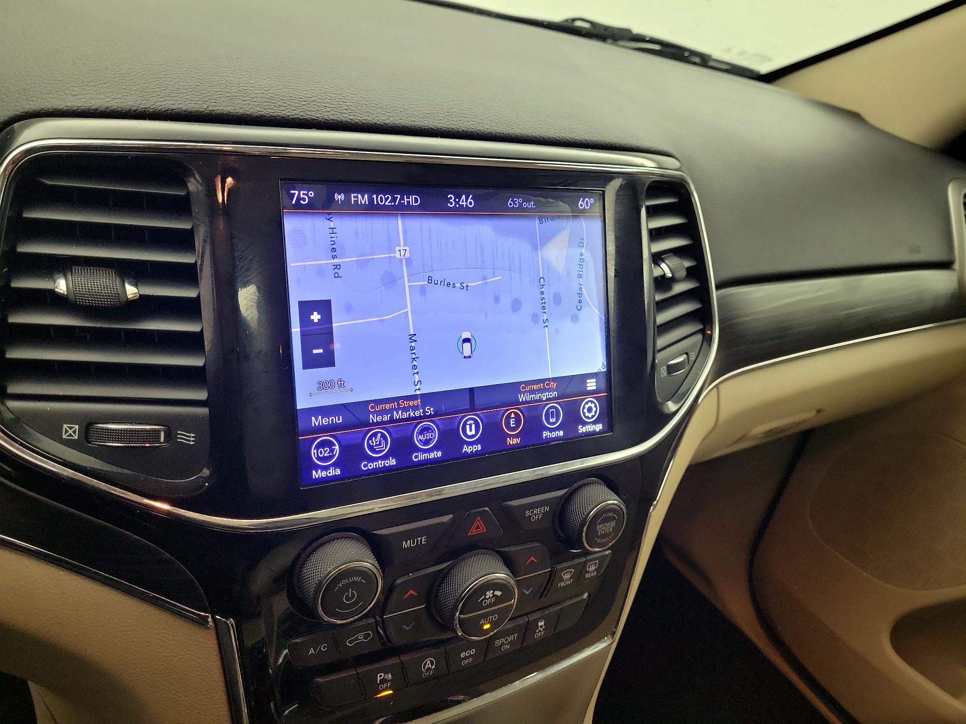 Thumbnail: 2020 Jeep Grand Cherokee - 14