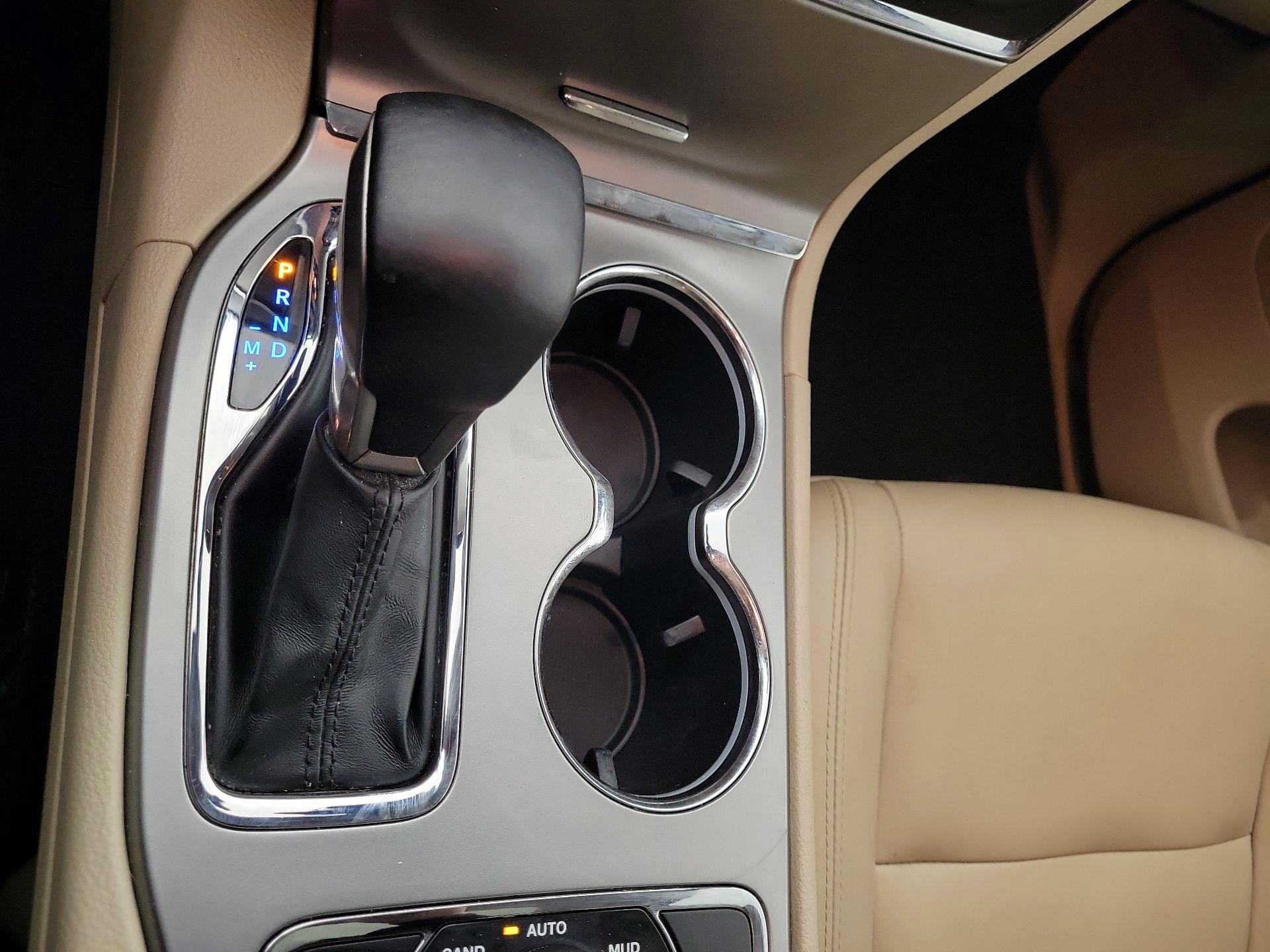 Thumbnail: 2020 Jeep Grand Cherokee - 18