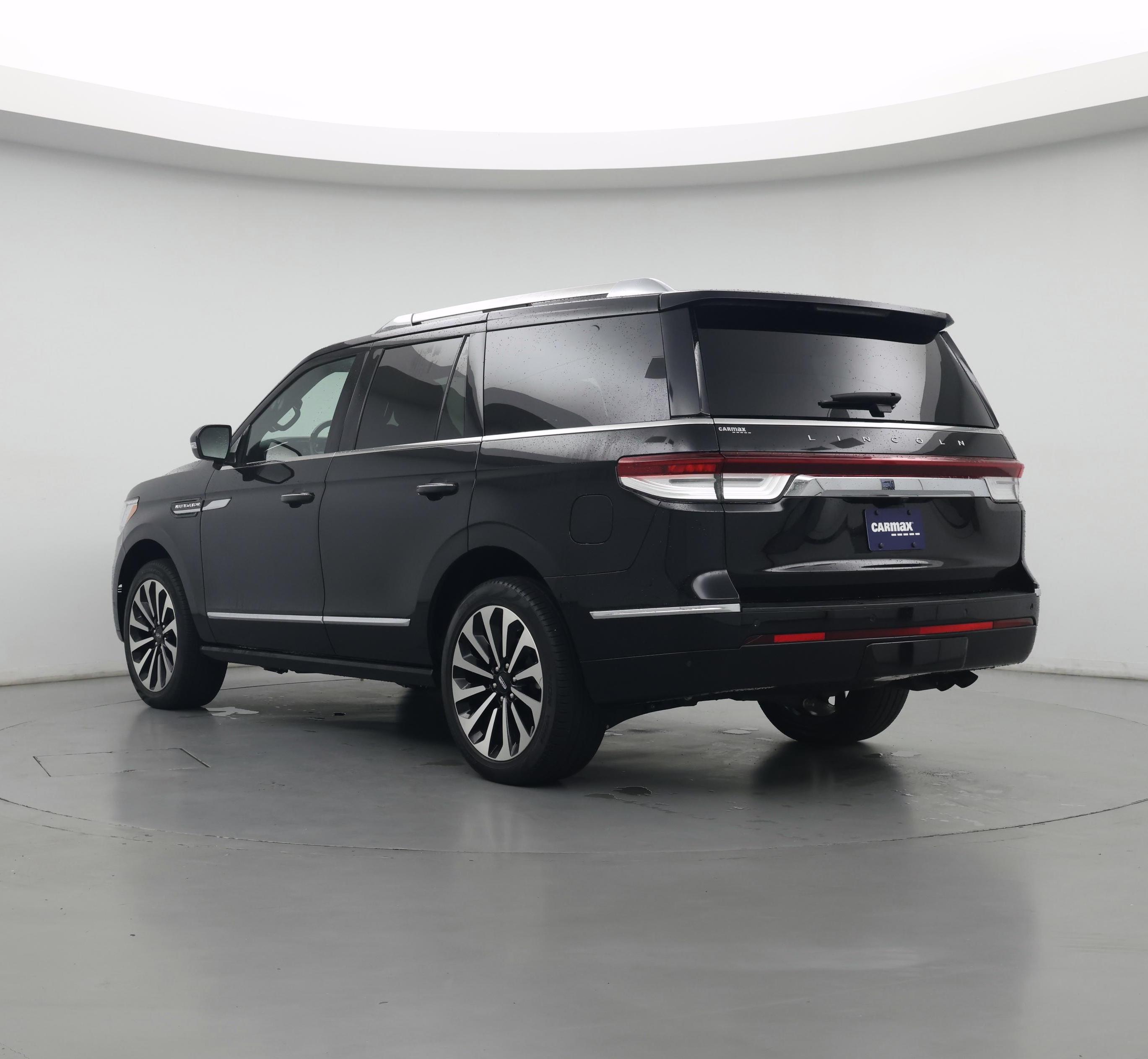 Thumbnail: 2023 Lincoln Navigator - 2
