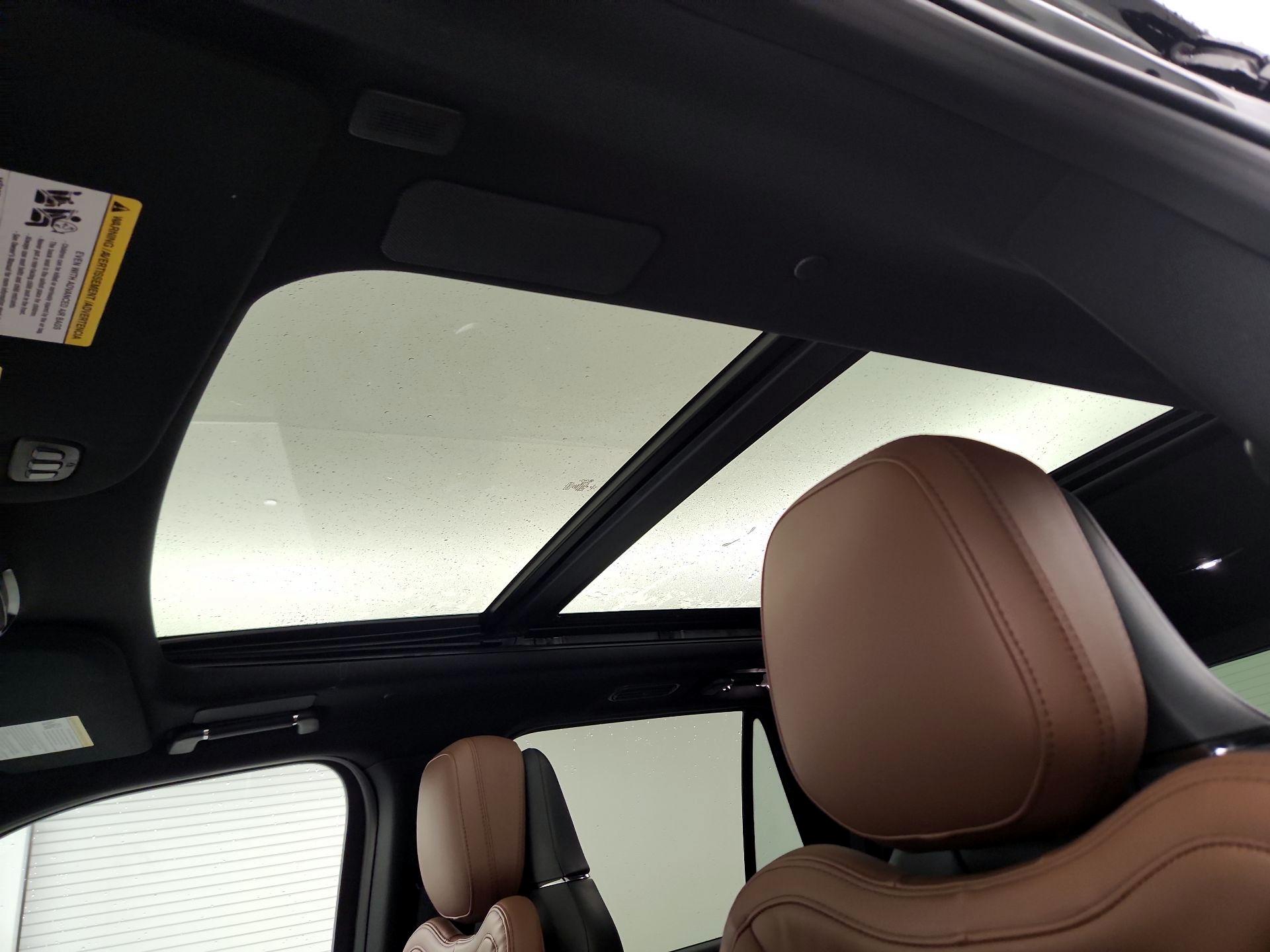 Thumbnail: 2023 Lincoln Navigator - 20