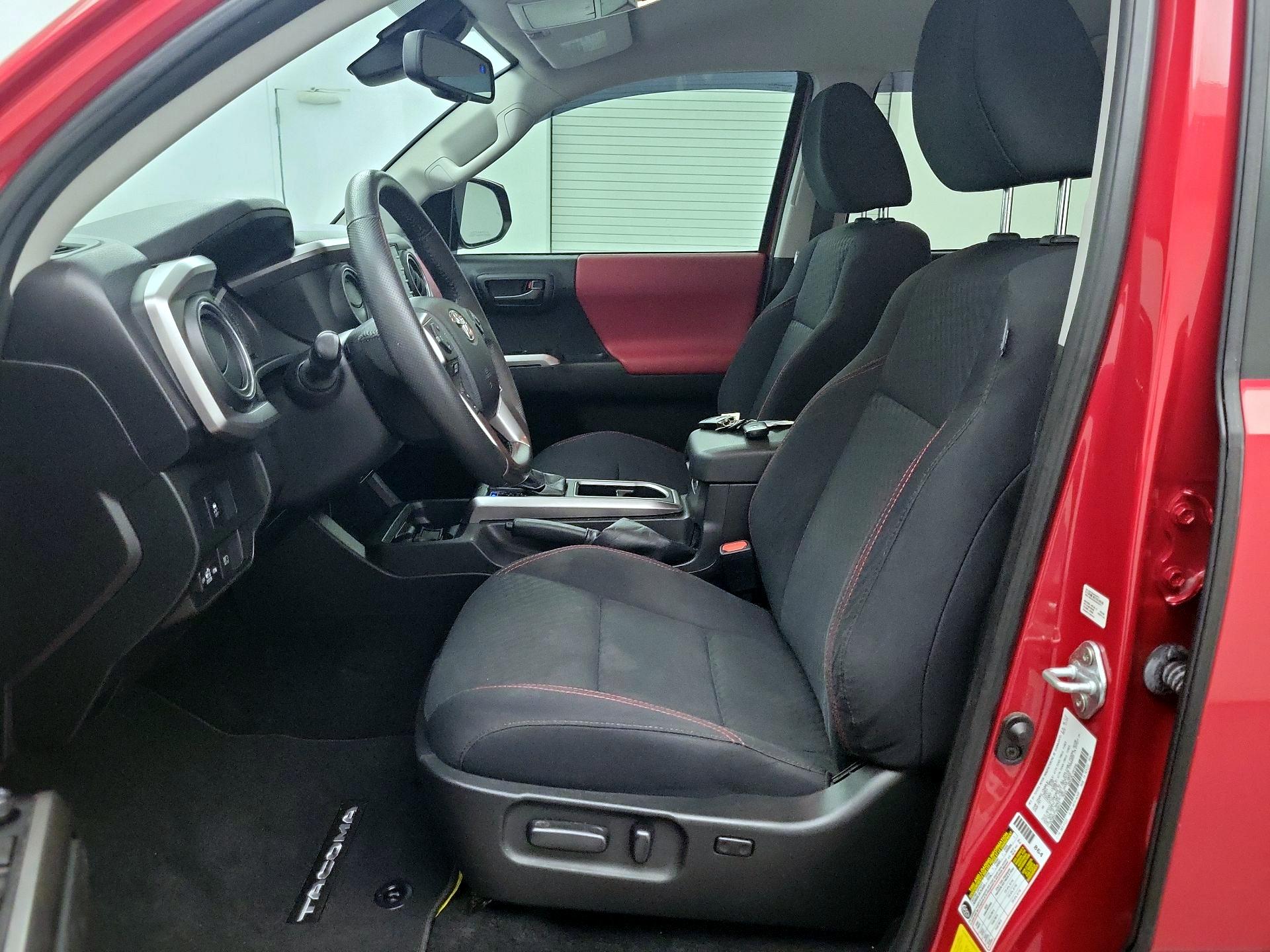 Thumbnail: 2023 Toyota Tacoma - 11