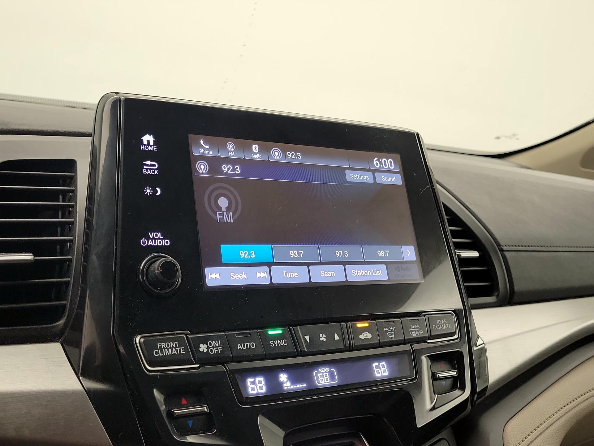 Thumbnail: 2021 Honda Odyssey - 15