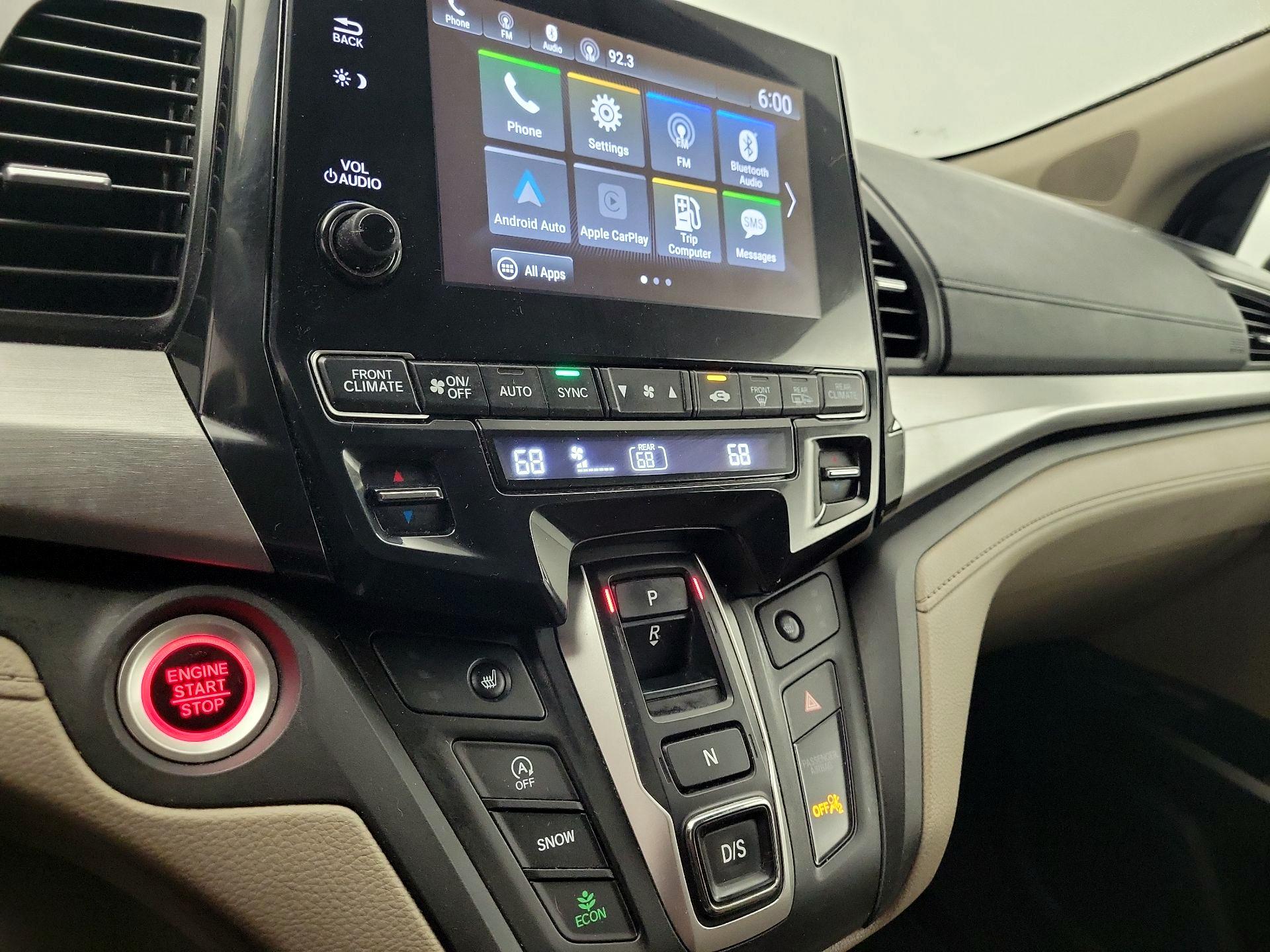 Thumbnail: 2021 Honda Odyssey - 16