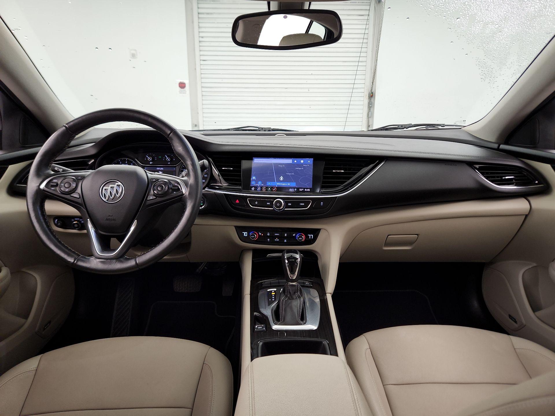 Thumbnail: 2019 Buick Regal - 9