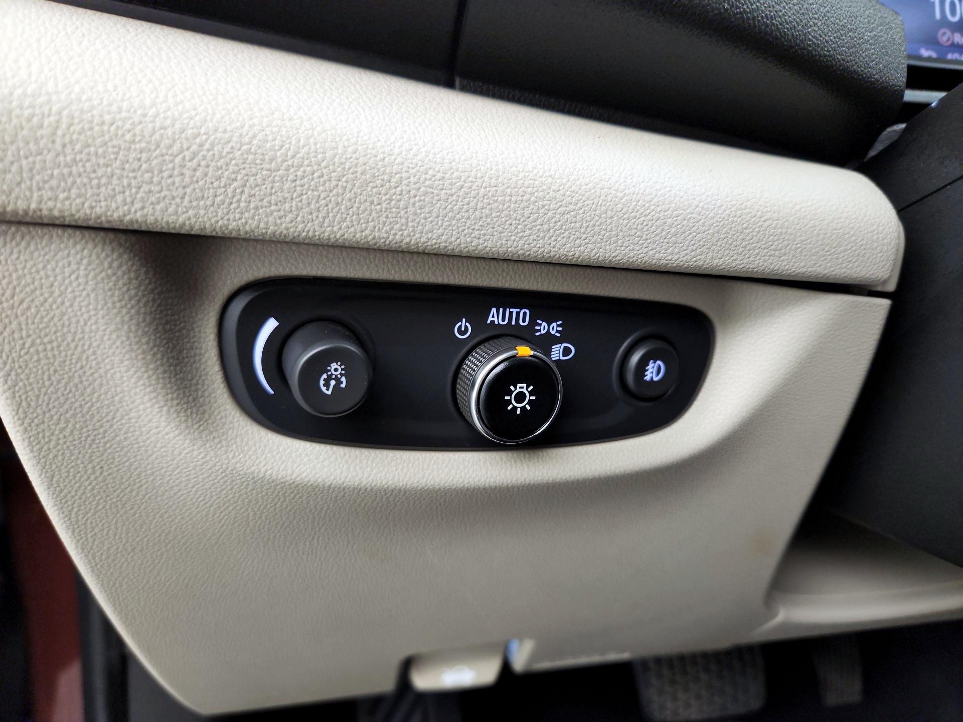 Thumbnail: 2019 Buick Regal - 13