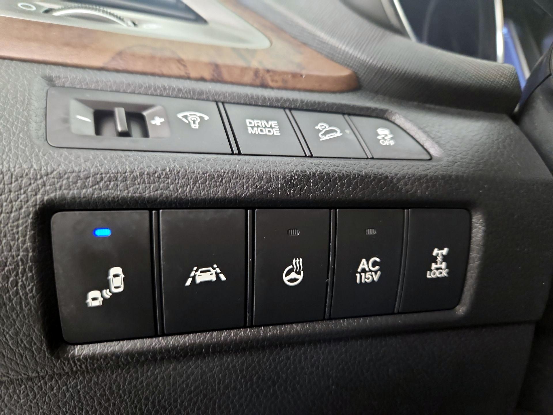 Thumbnail: 2017 Hyundai Santa Fe - 13