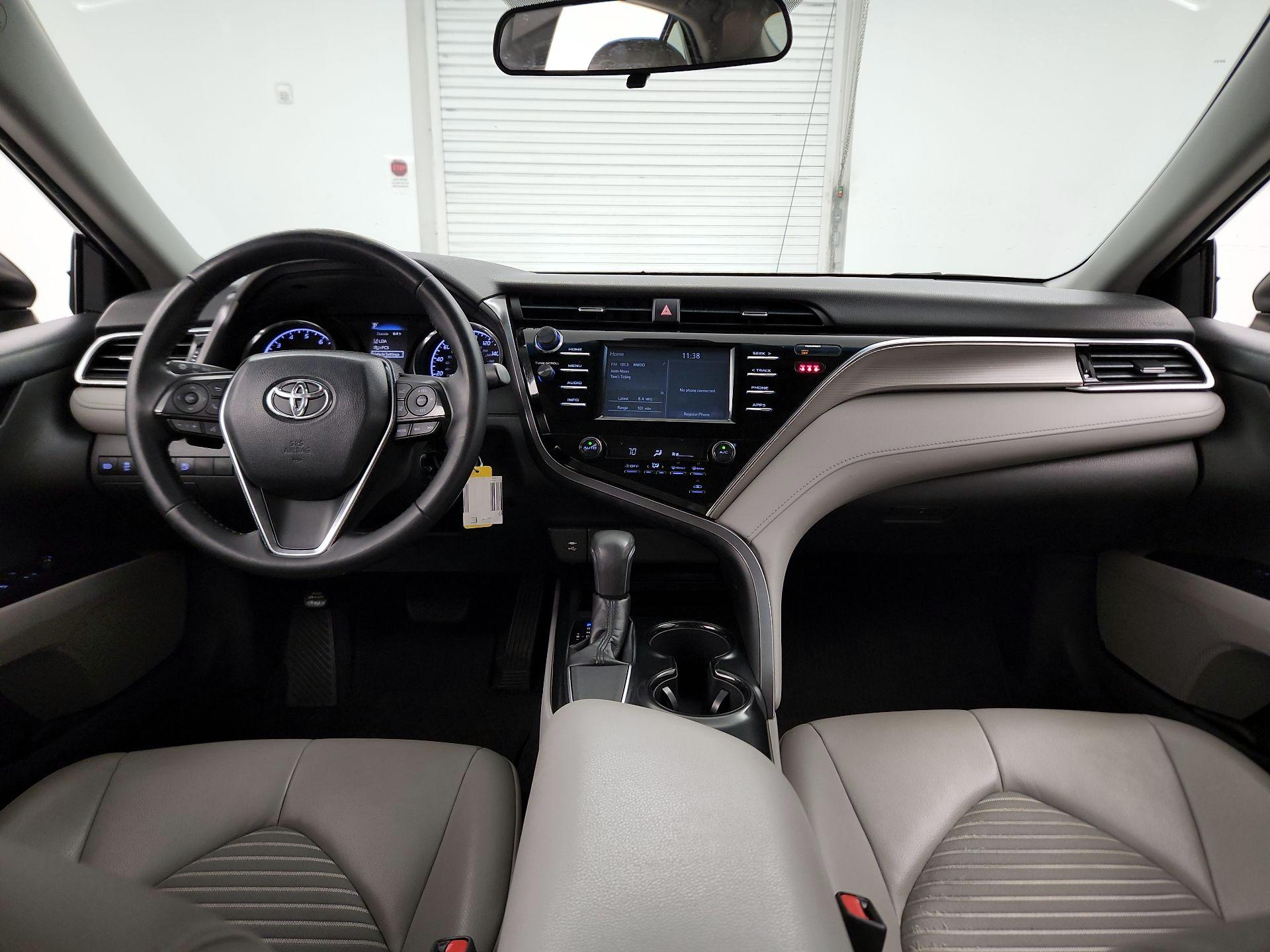 Thumbnail: 2018 Toyota Camry - 9