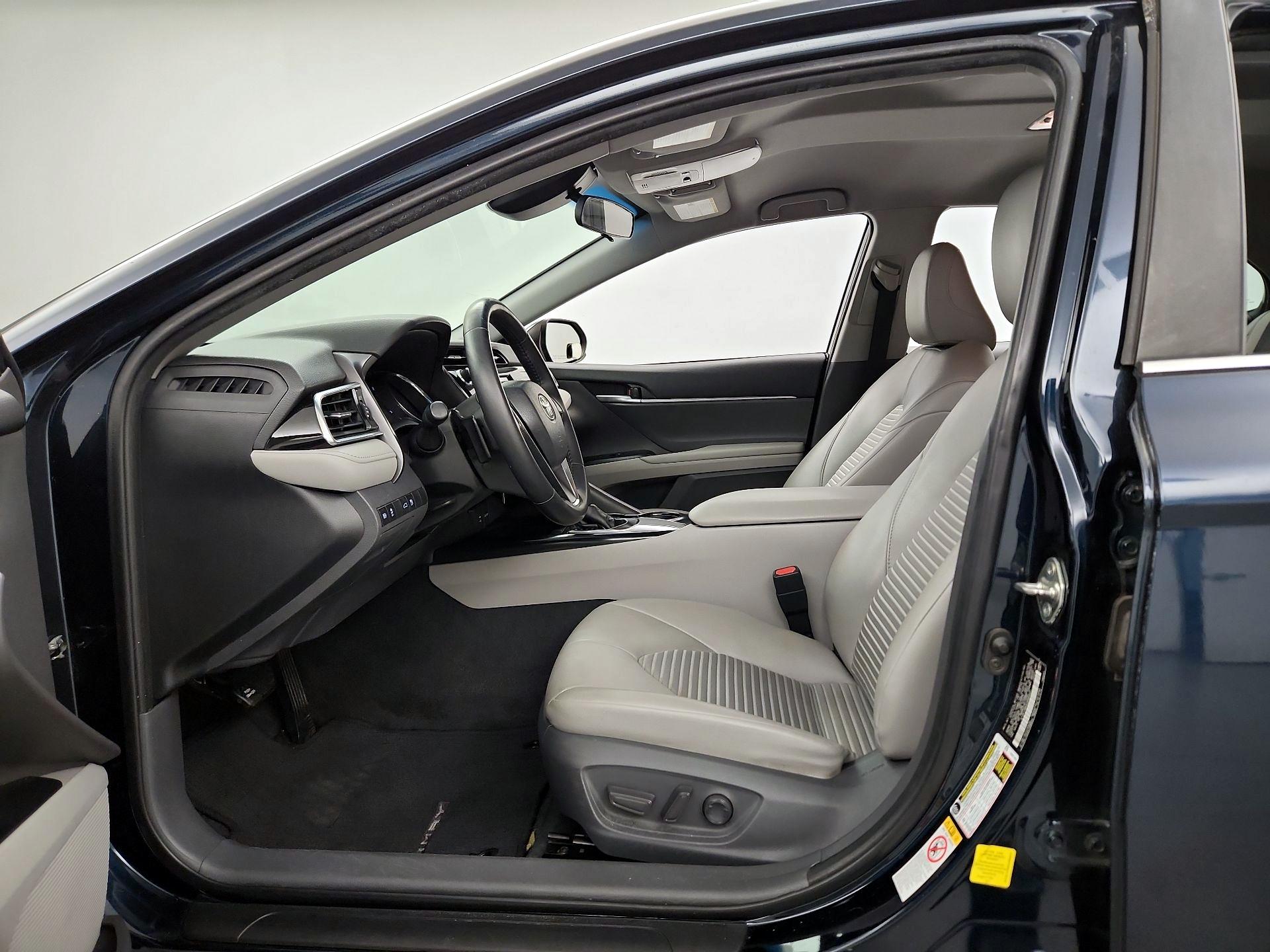 Thumbnail: 2018 Toyota Camry - 11