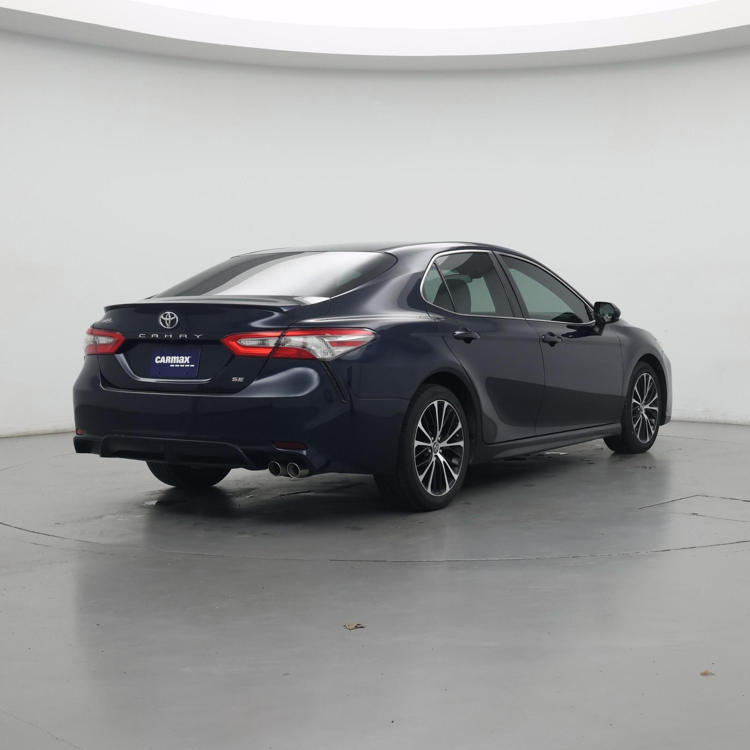 Thumbnail: 2018 Toyota Camry - 8