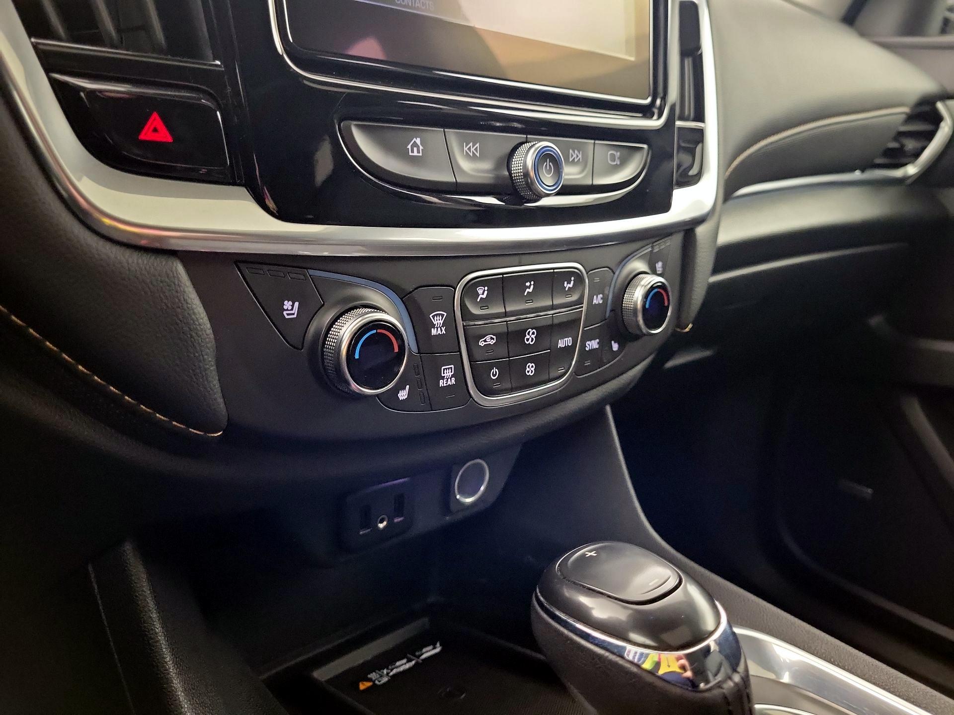 Thumbnail: 2019 Chevrolet Traverse - 16