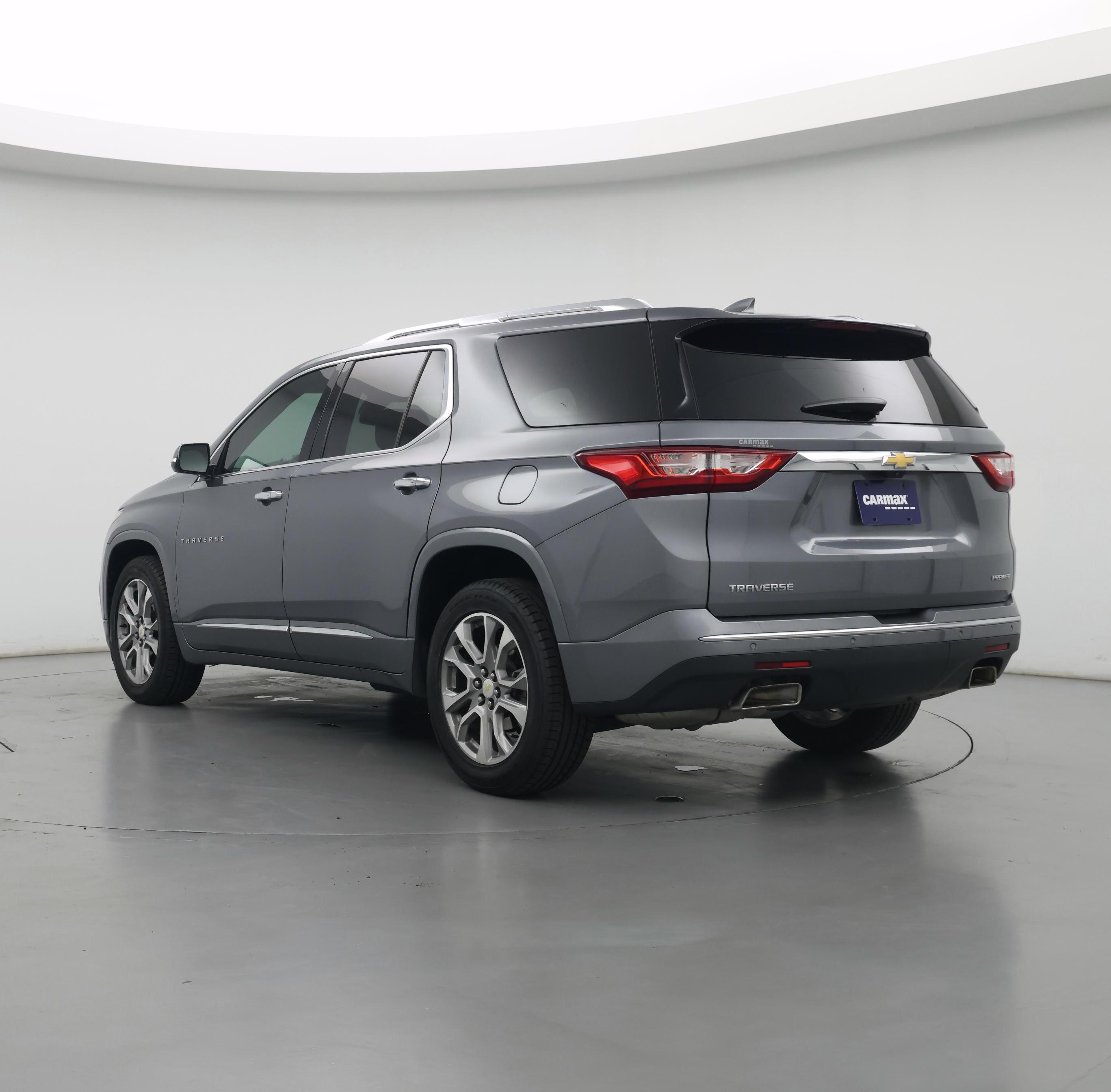 Thumbnail: 2019 Chevrolet Traverse - 2