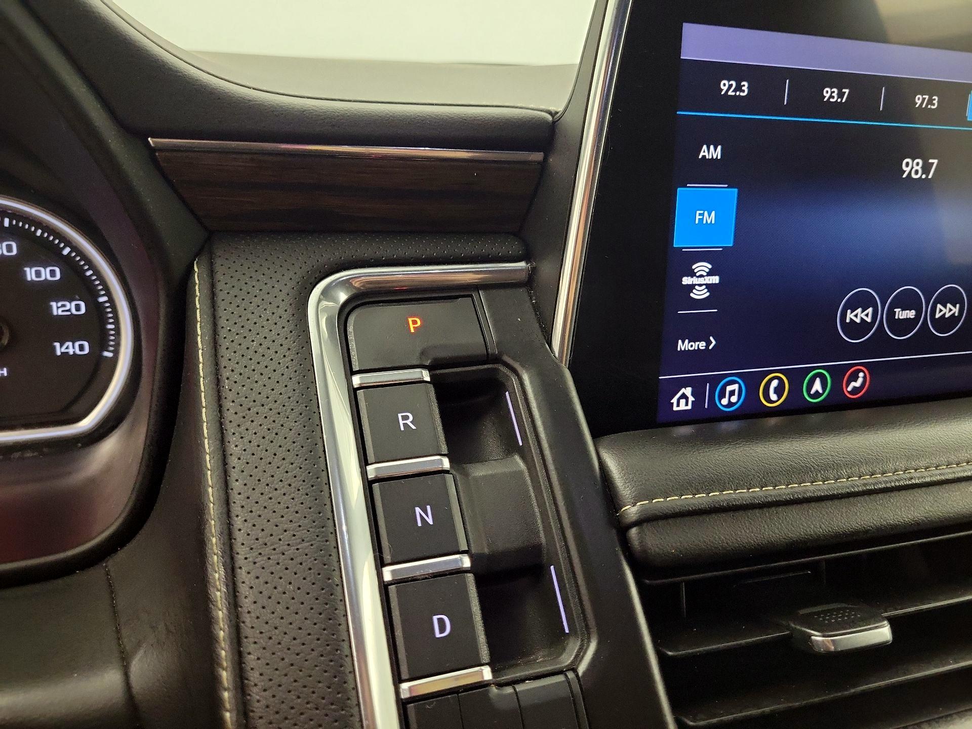 Thumbnail: 2021 Chevrolet Suburban - 17