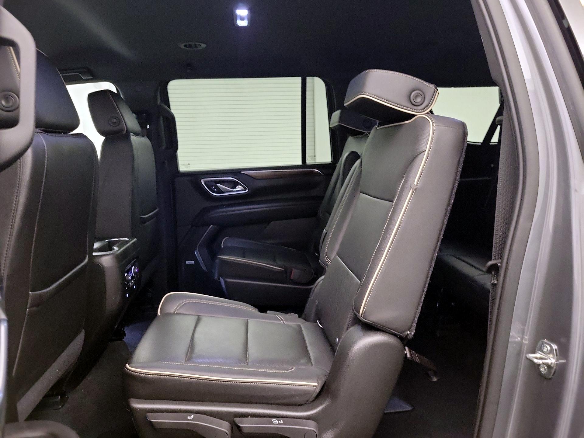 Thumbnail: 2021 Chevrolet Suburban - 19