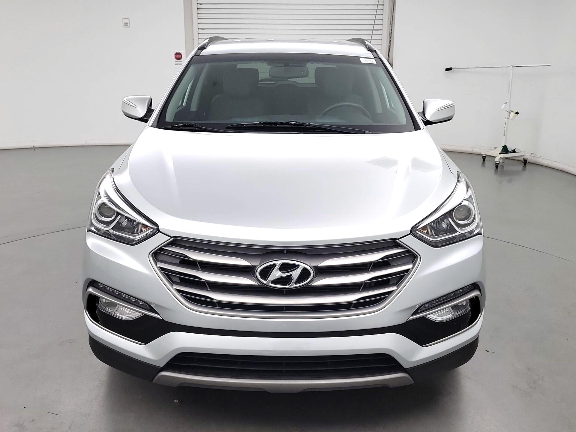 Thumbnail: 2018 Hyundai Santa Fe - 2