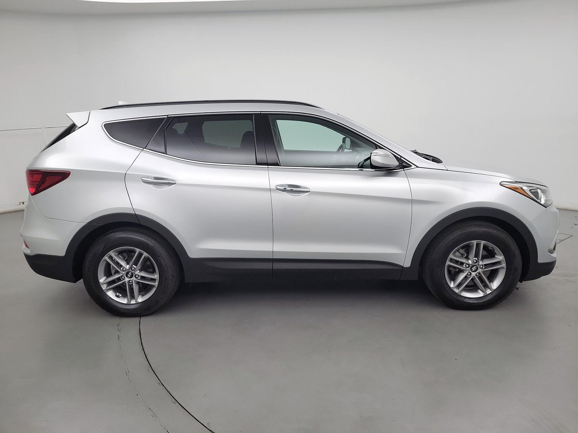 Thumbnail: 2018 Hyundai Santa Fe - 4