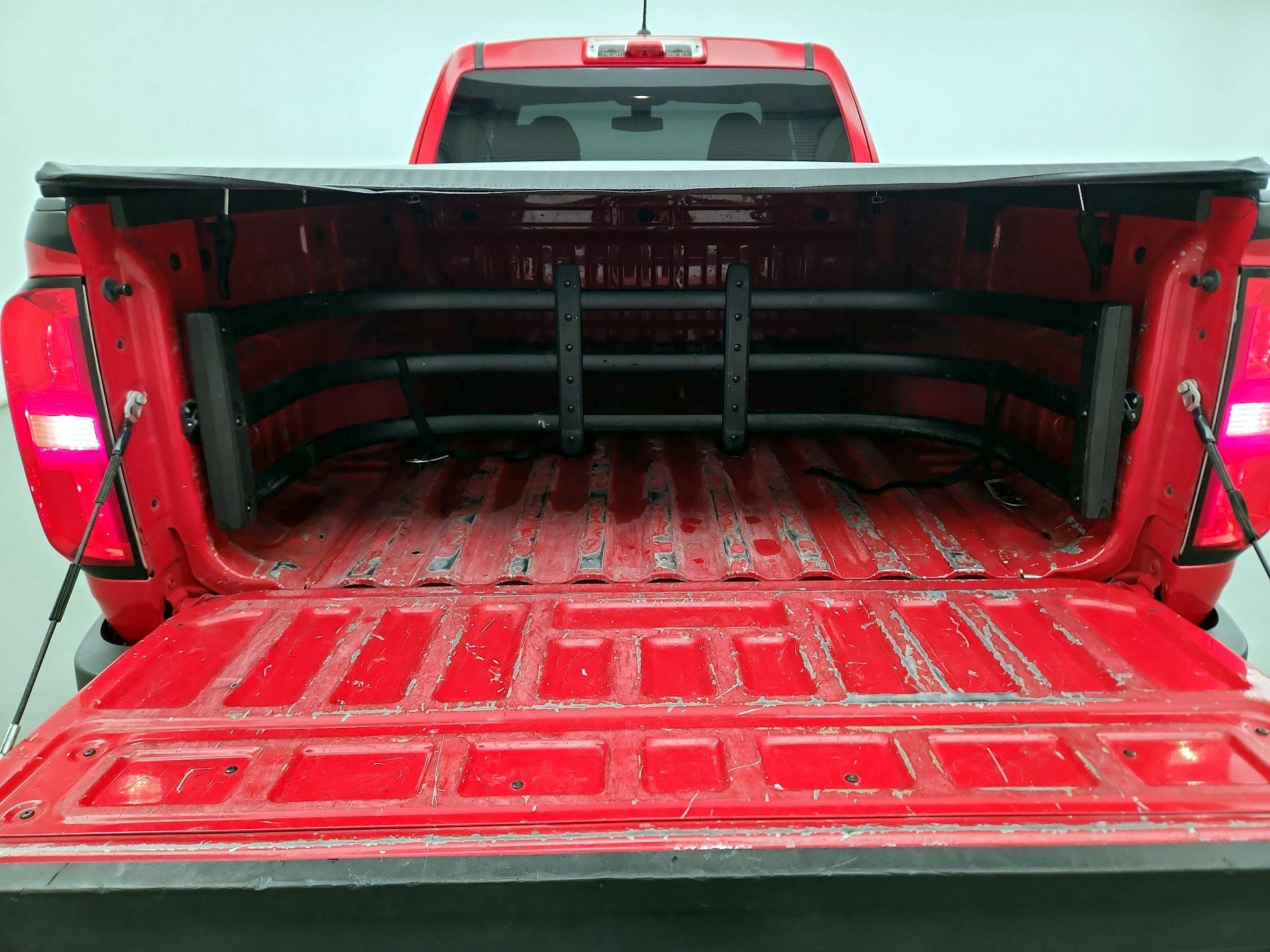 Thumbnail: 2017 Chevrolet Colorado - 18