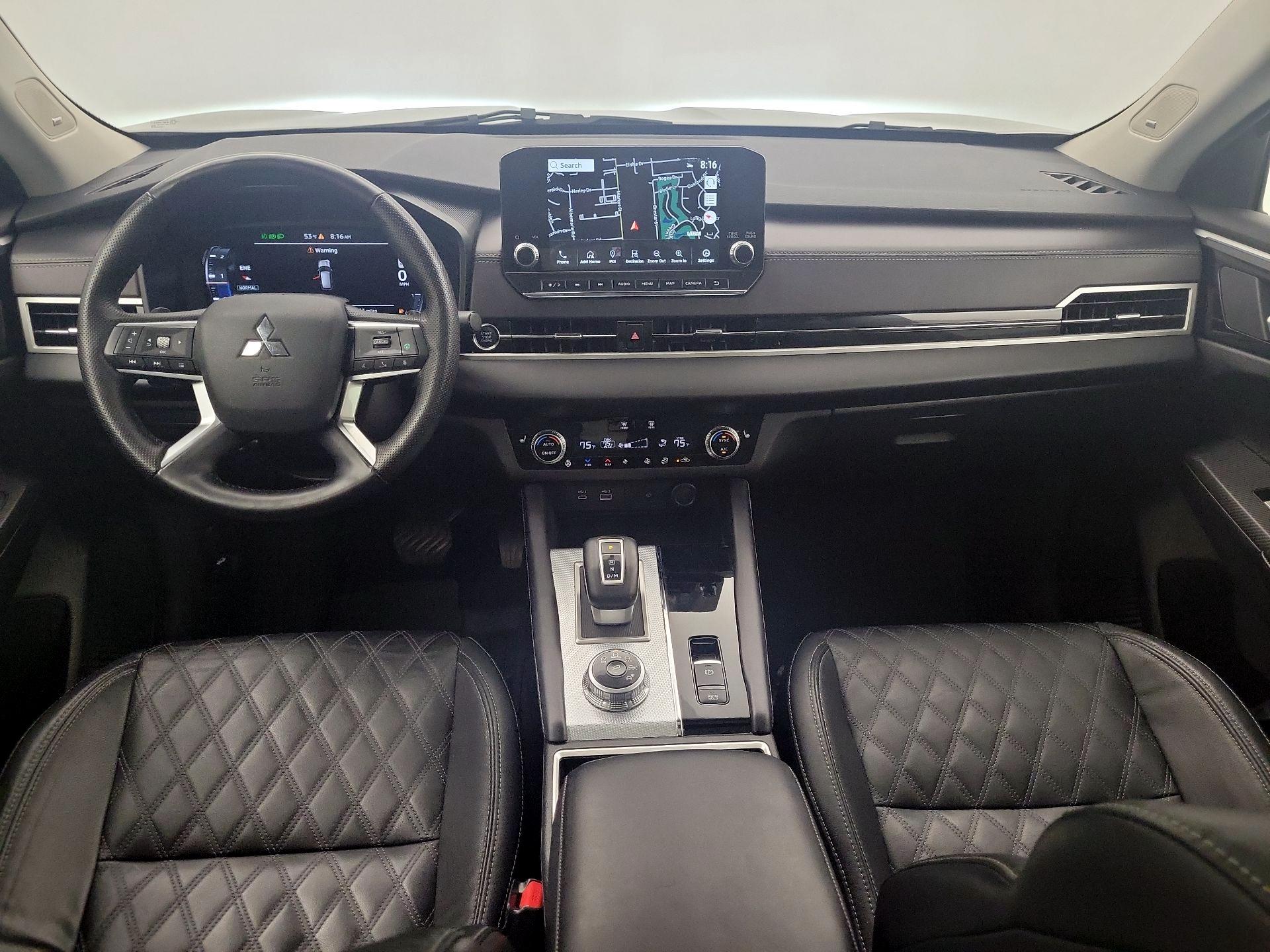 Thumbnail: 2024 Mitsubishi Outlander - 9