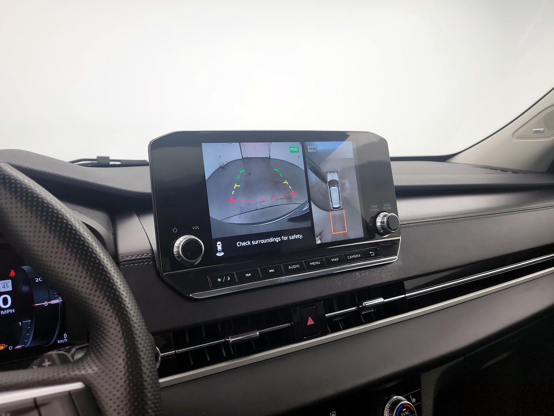 Thumbnail: 2024 Mitsubishi Outlander - 15