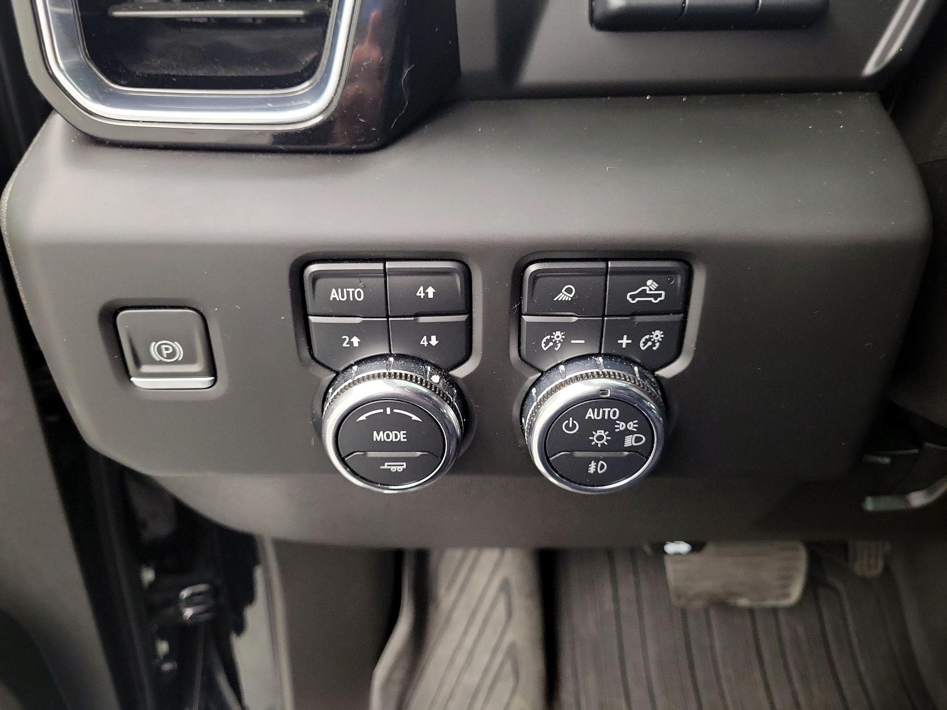 Thumbnail: 2024 GMC Sierra 2500 - 11