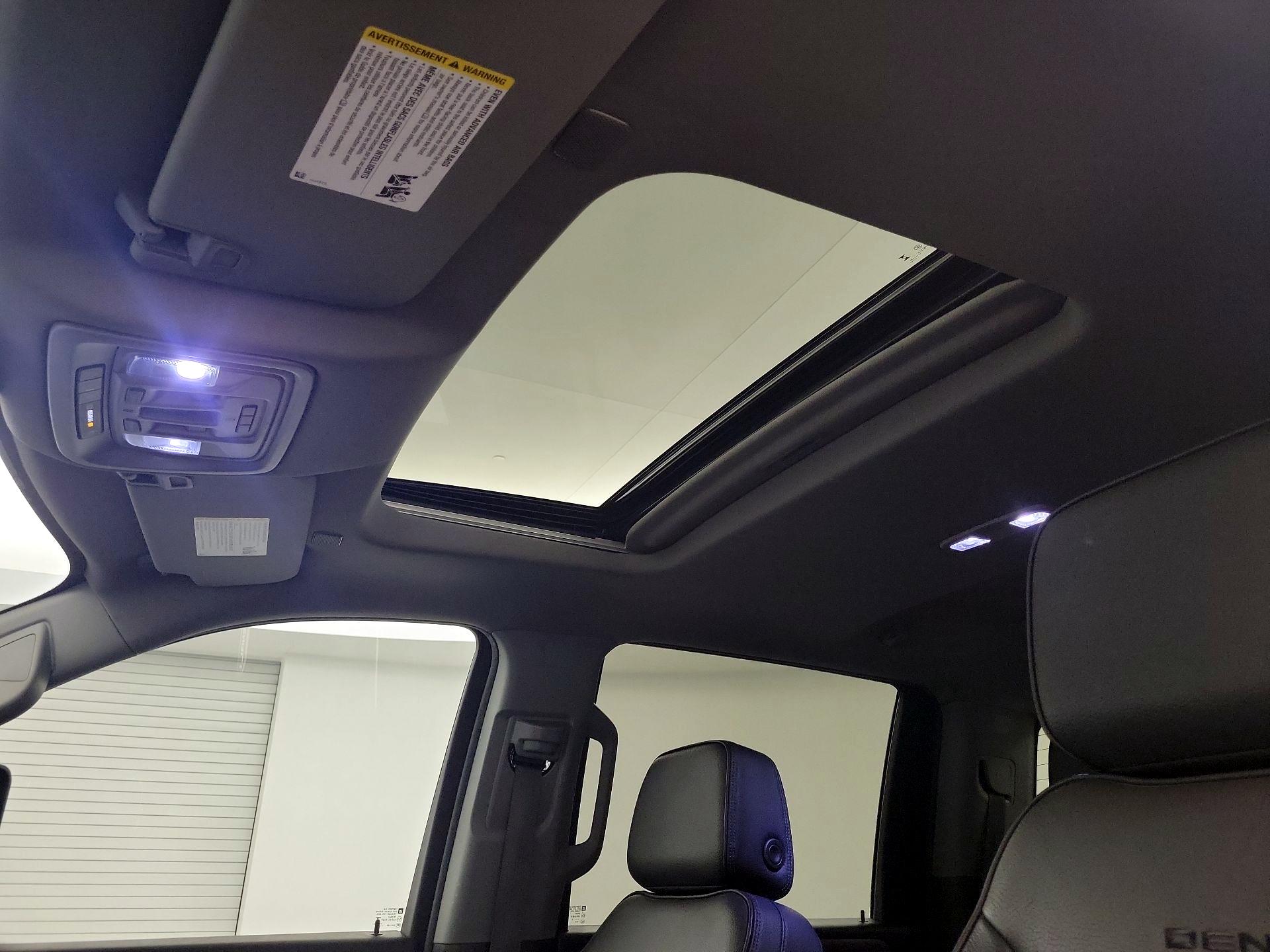 Thumbnail: 2024 GMC Sierra 2500 - 18