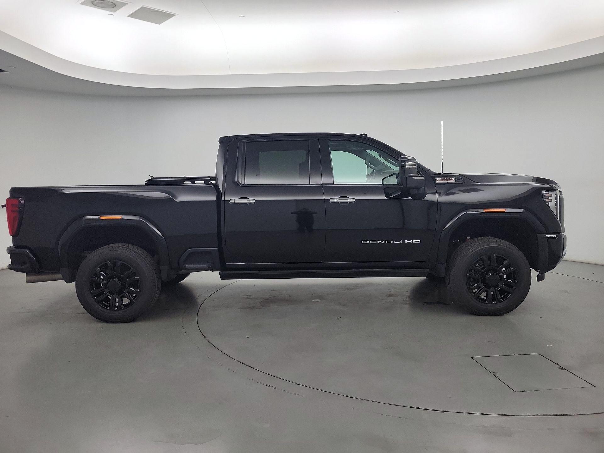 Thumbnail: 2024 GMC Sierra 2500 - 4