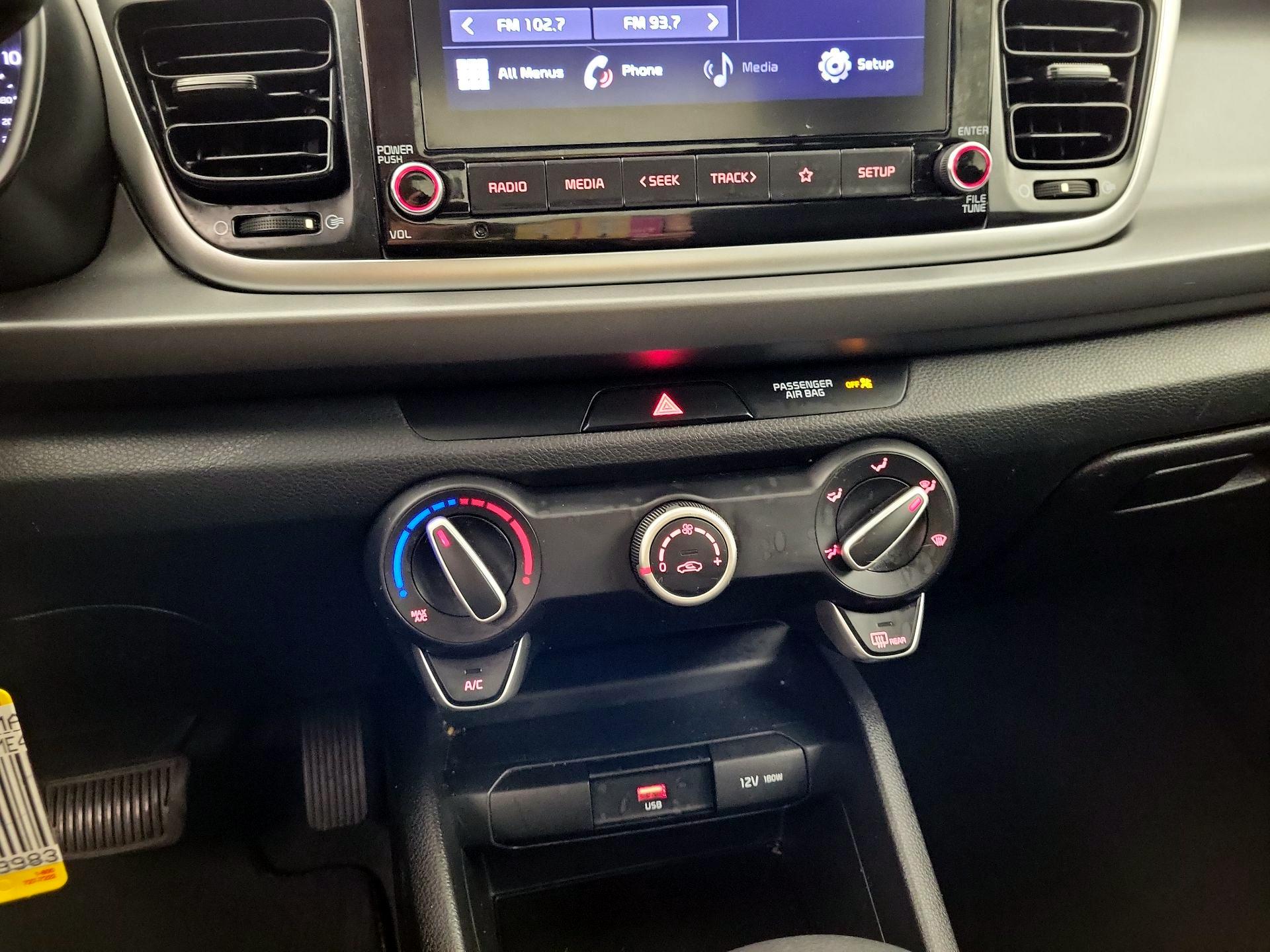 Thumbnail: 2021 Kia Rio - 13