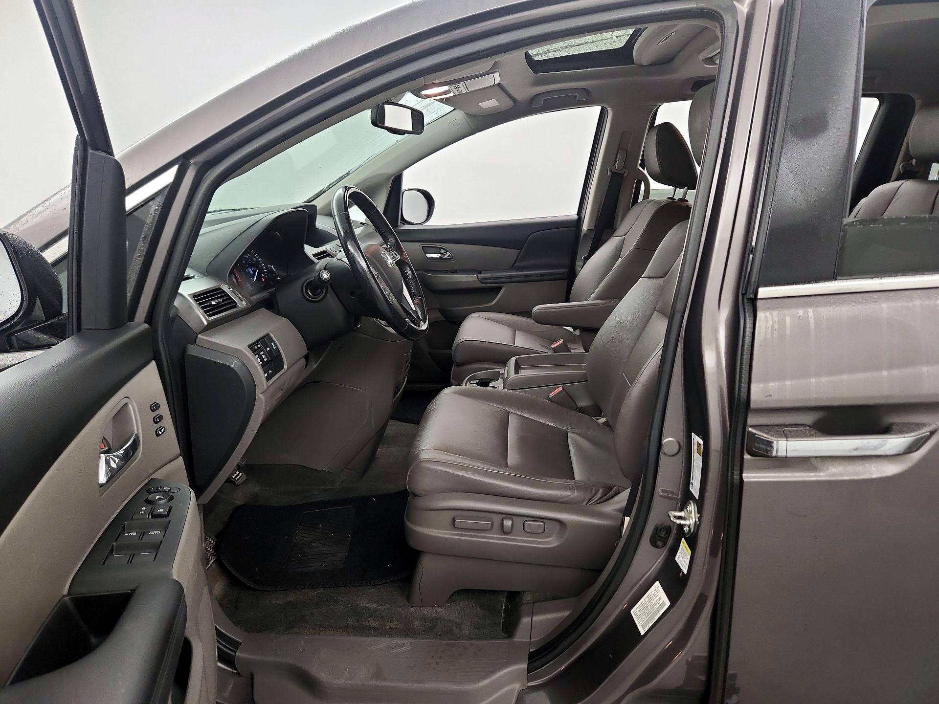 Thumbnail: 2016 Honda Odyssey - 11