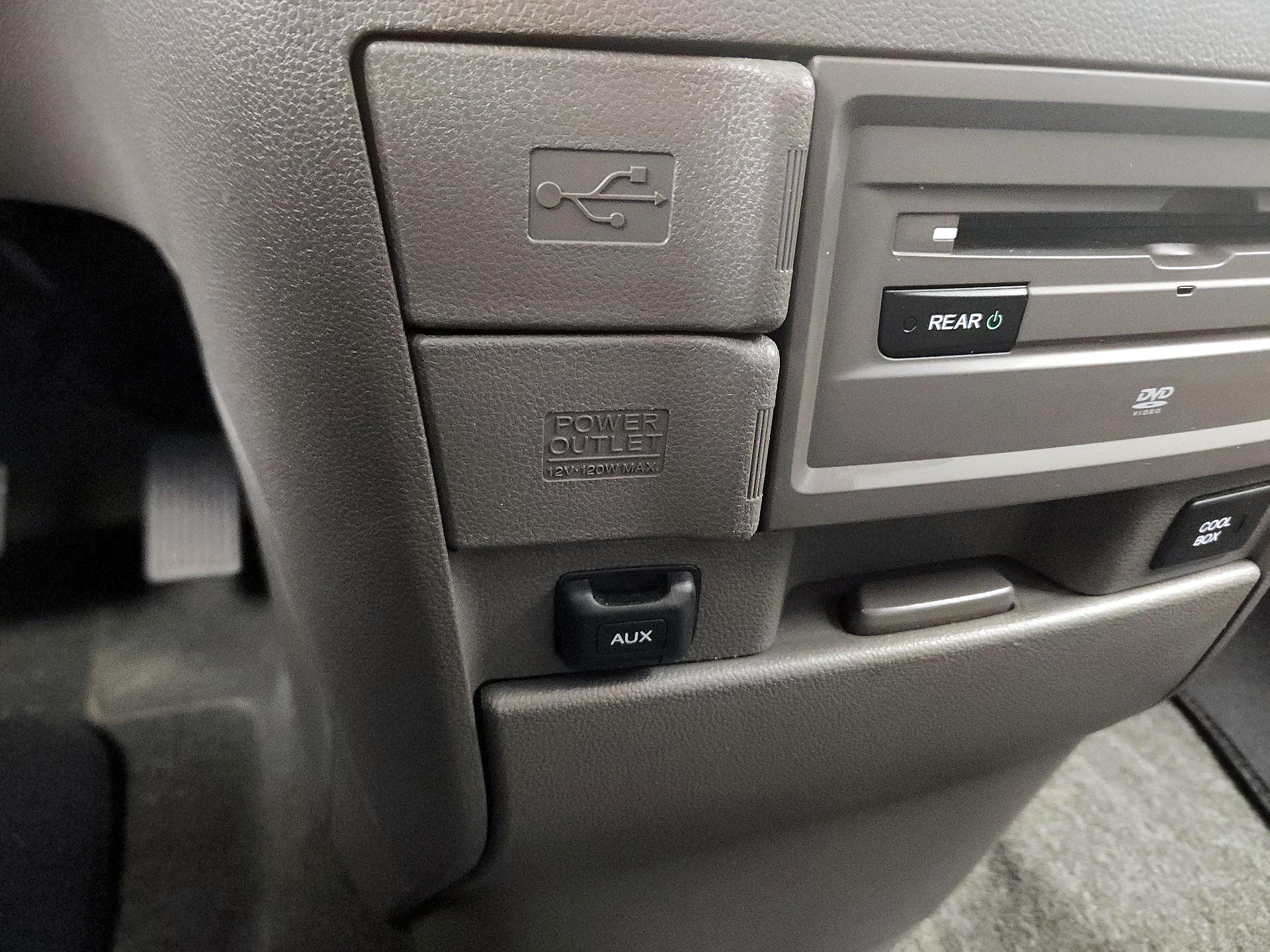 Thumbnail: 2016 Honda Odyssey - 19