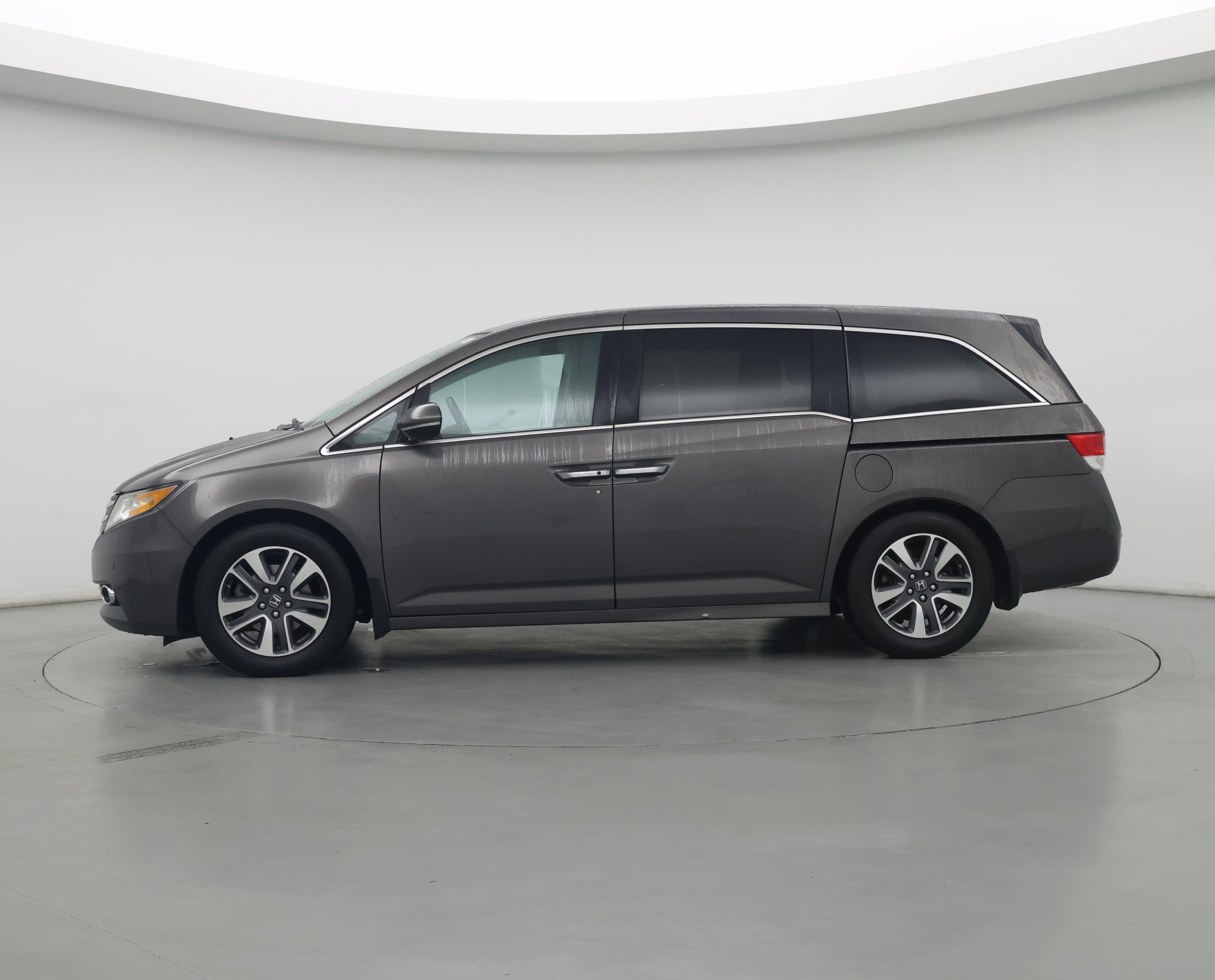 Thumbnail: 2016 Honda Odyssey - 3