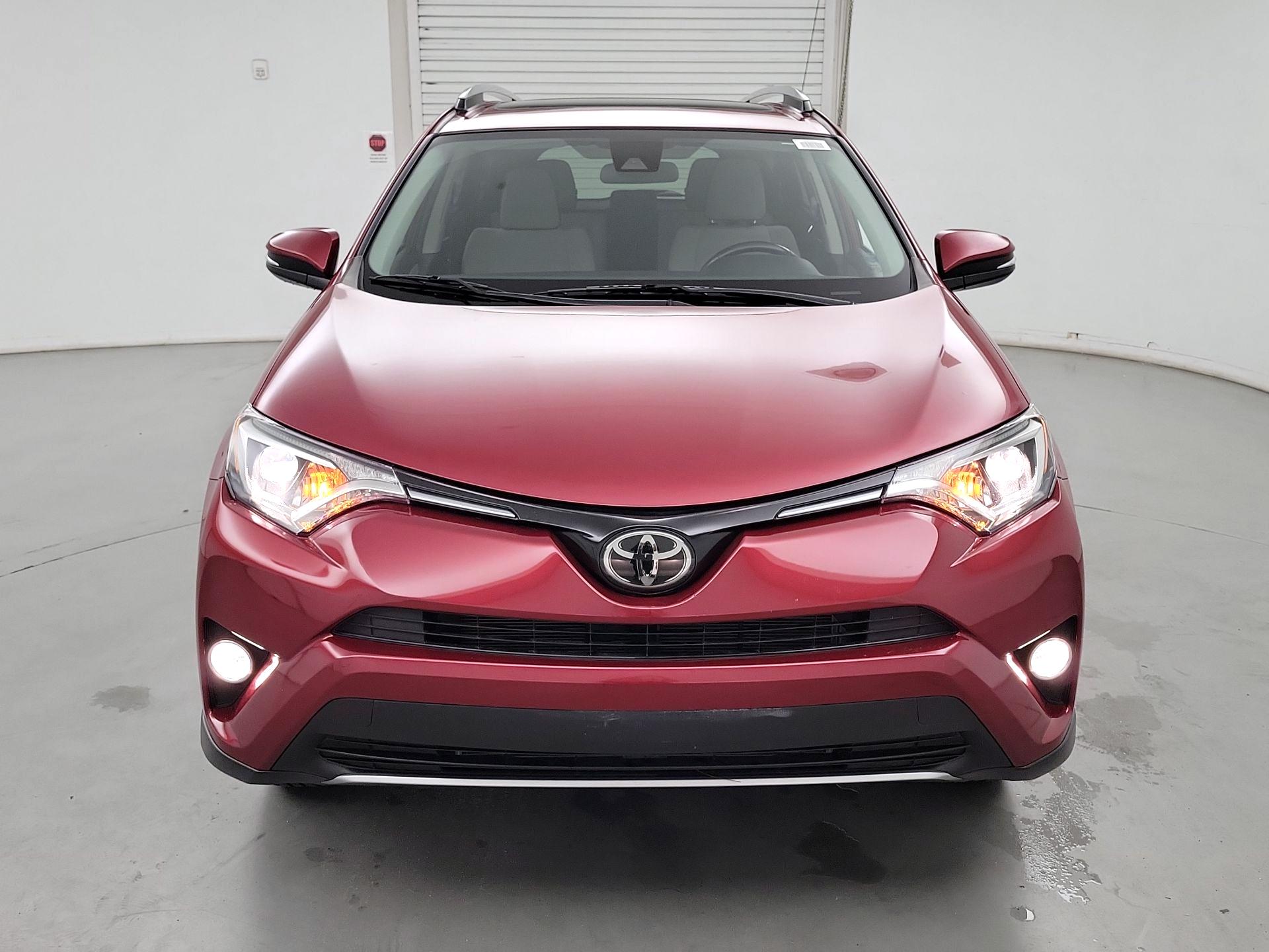 Thumbnail: 2018 Toyota RAV4 - 2