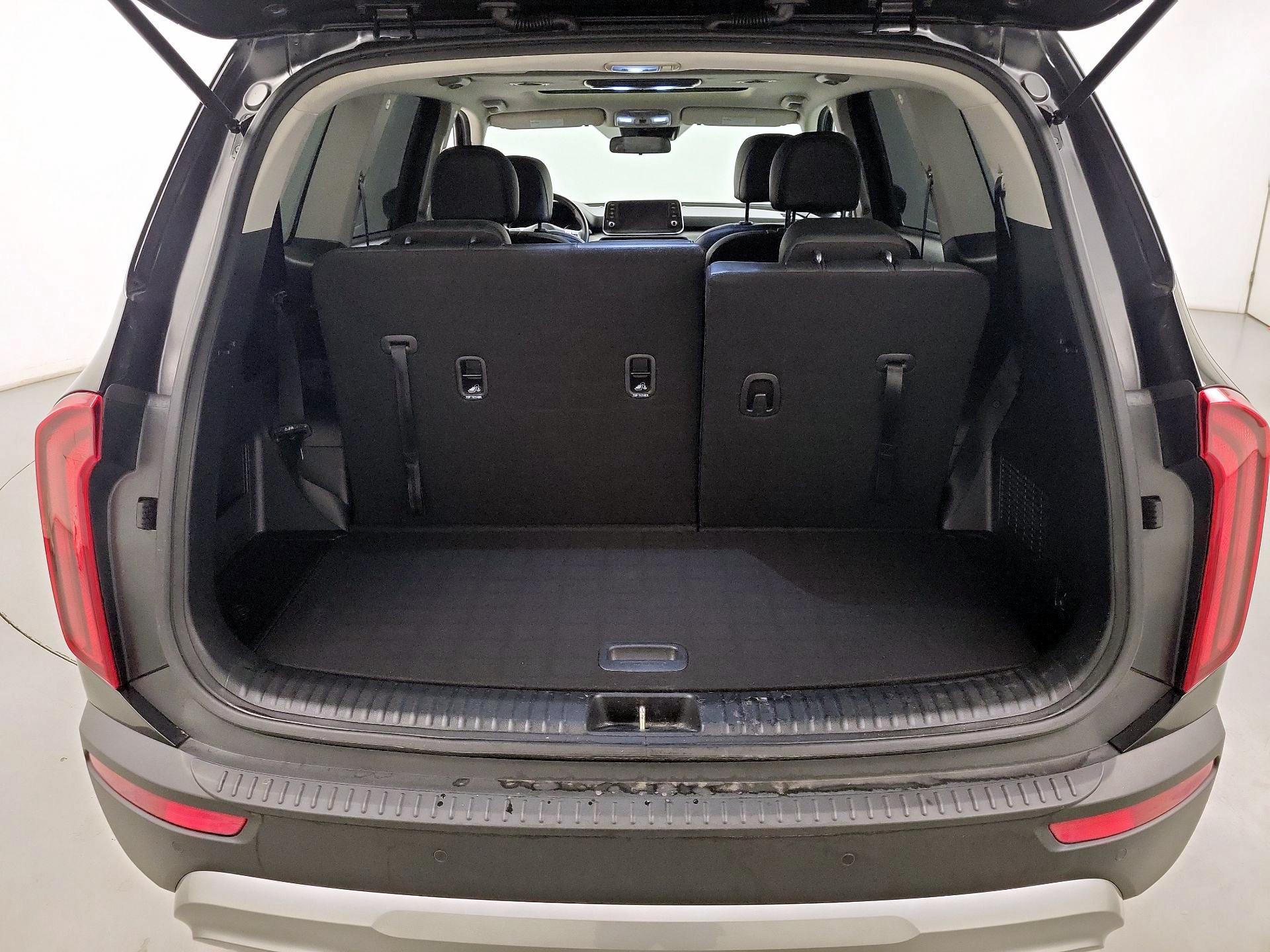 Thumbnail: 2021 Kia Telluride - 19