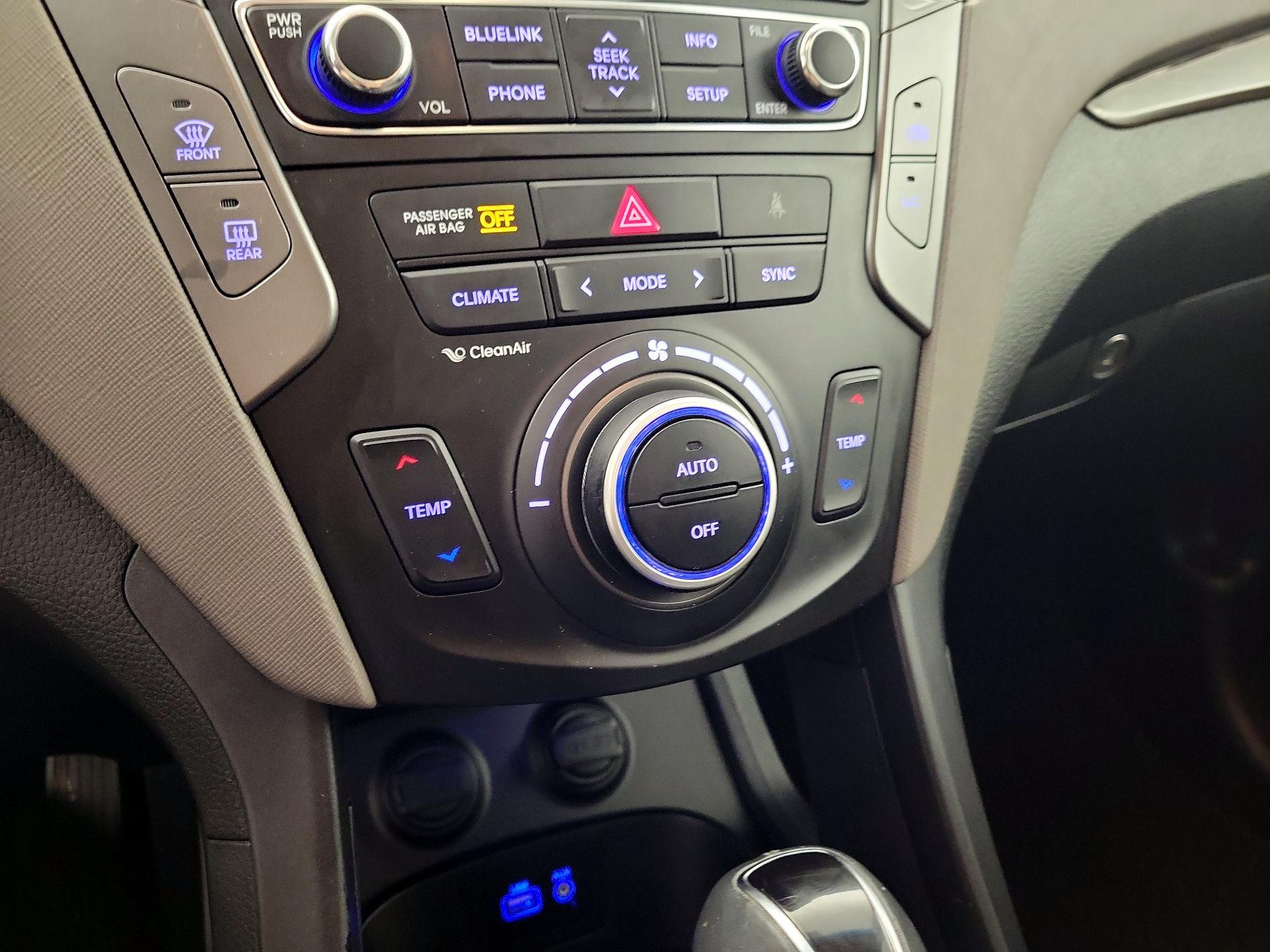 Thumbnail: 2017 Hyundai Santa Fe - 15