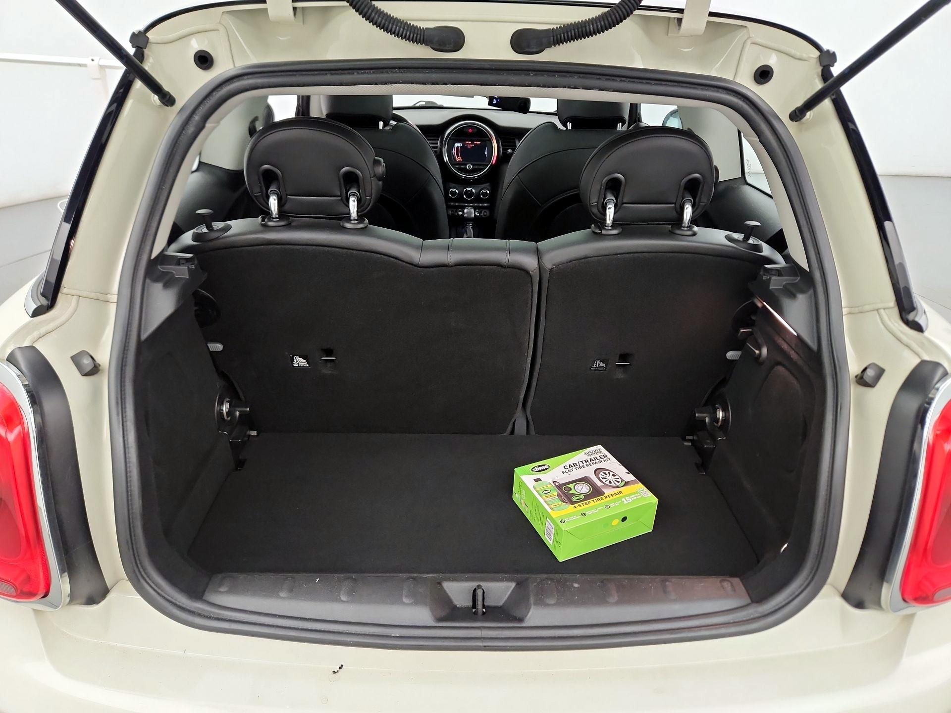 Thumbnail: 2017 MINI Cooper Hardtop - 18