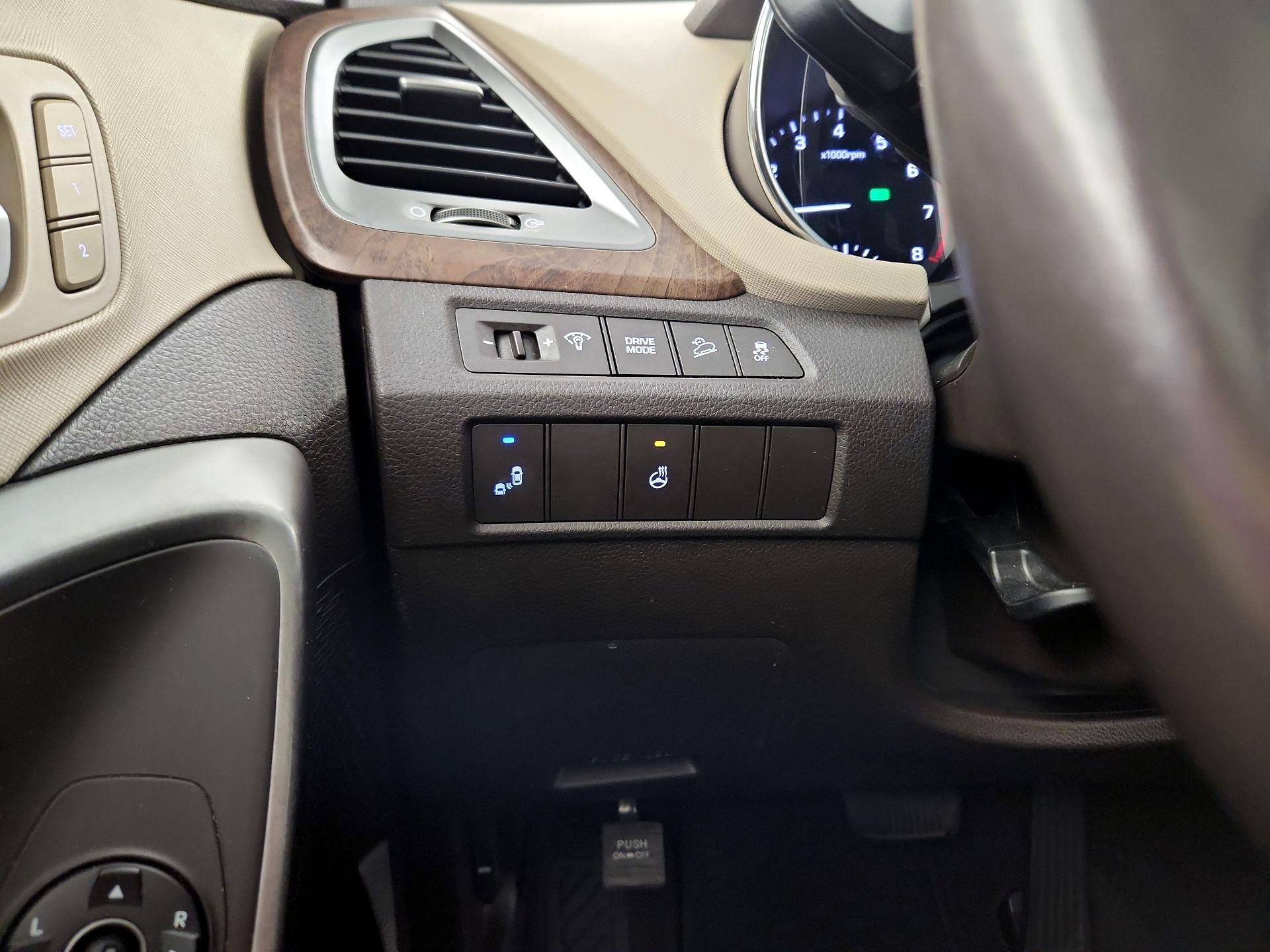 Thumbnail: 2018 Hyundai Santa Fe - 11