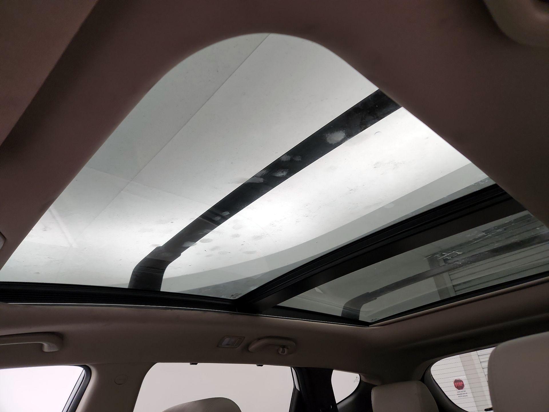 Thumbnail: 2018 Hyundai Santa Fe - 18