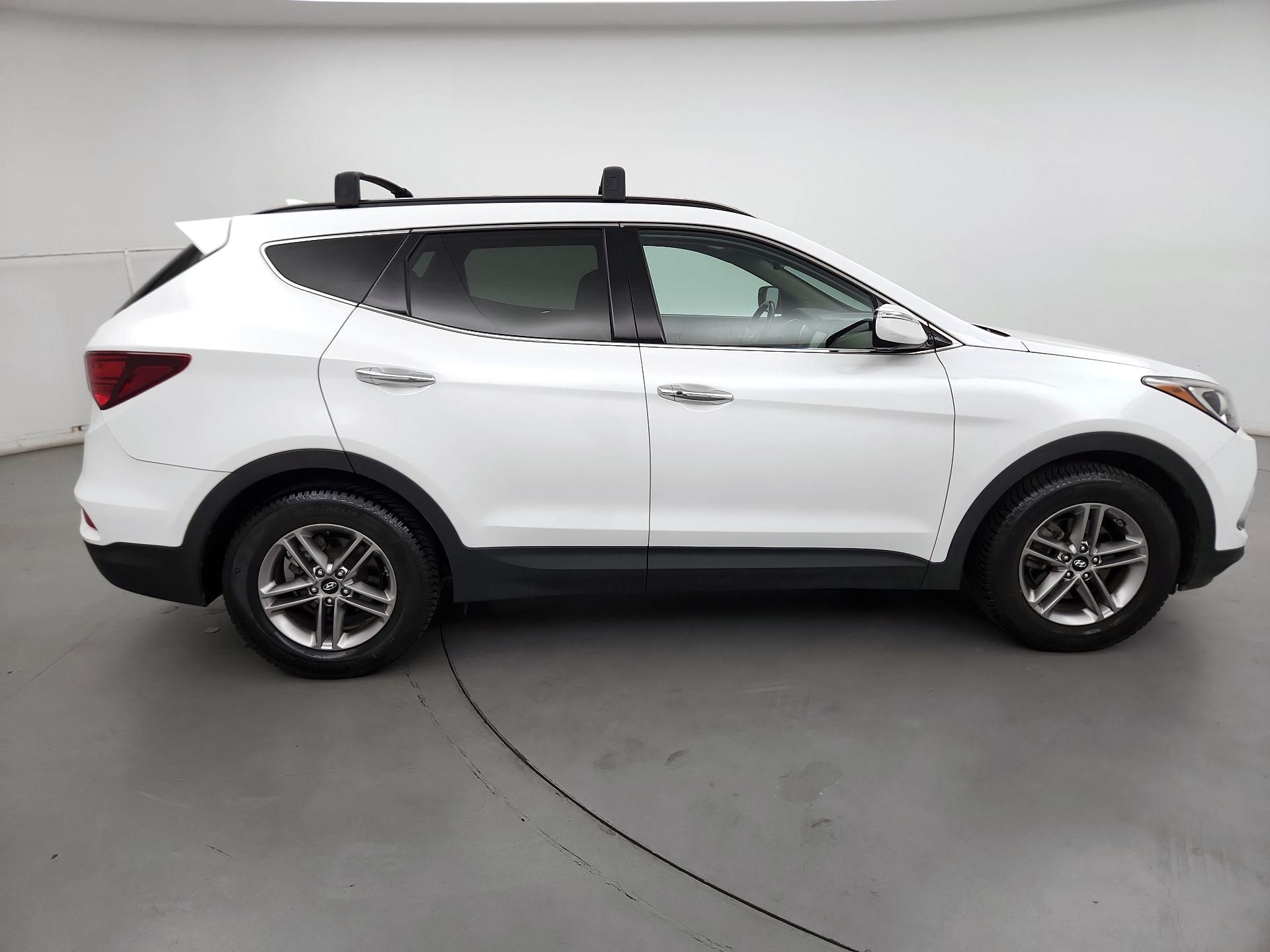 Thumbnail: 2018 Hyundai Santa Fe - 4