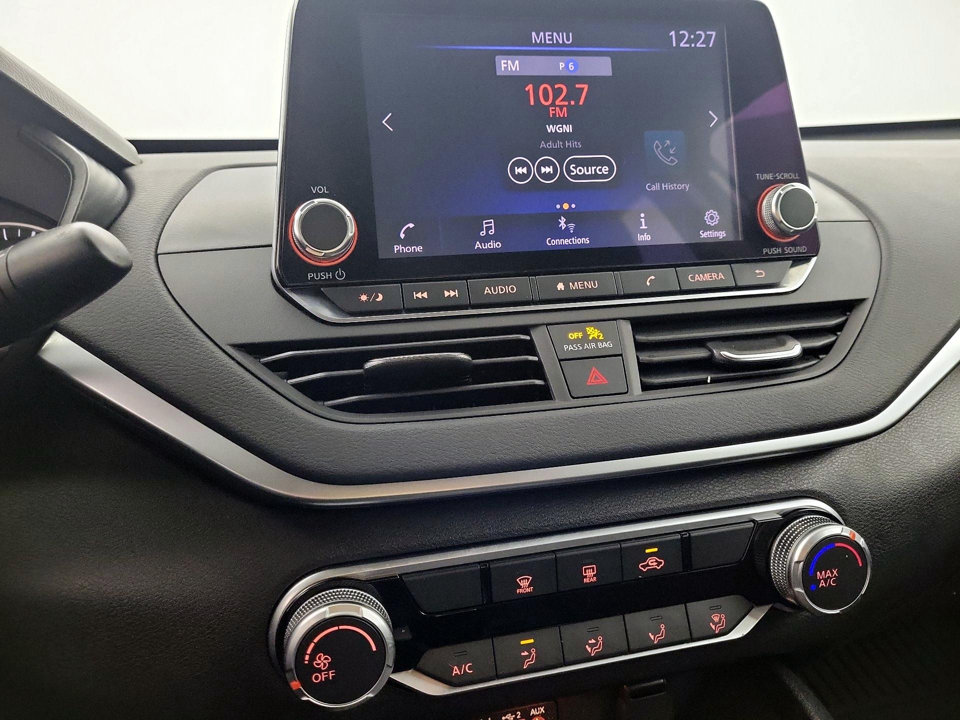 Thumbnail: 2020 Nissan Altima - 13