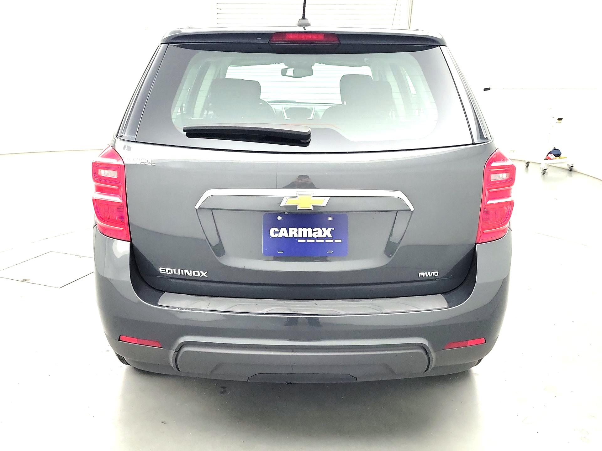 Thumbnail: 2017 Chevrolet Equinox - 6