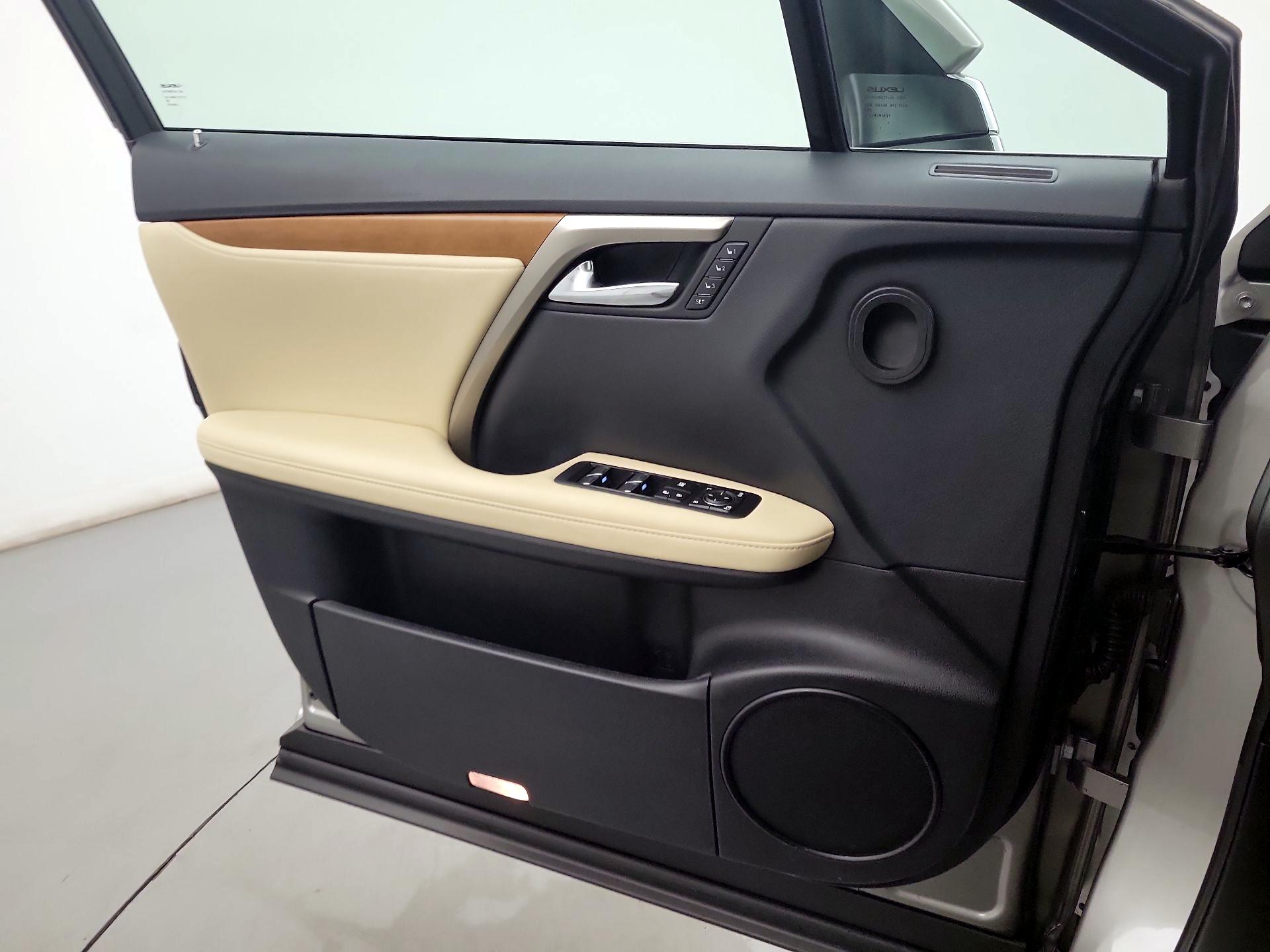 Thumbnail: 2022 Lexus RX - 10