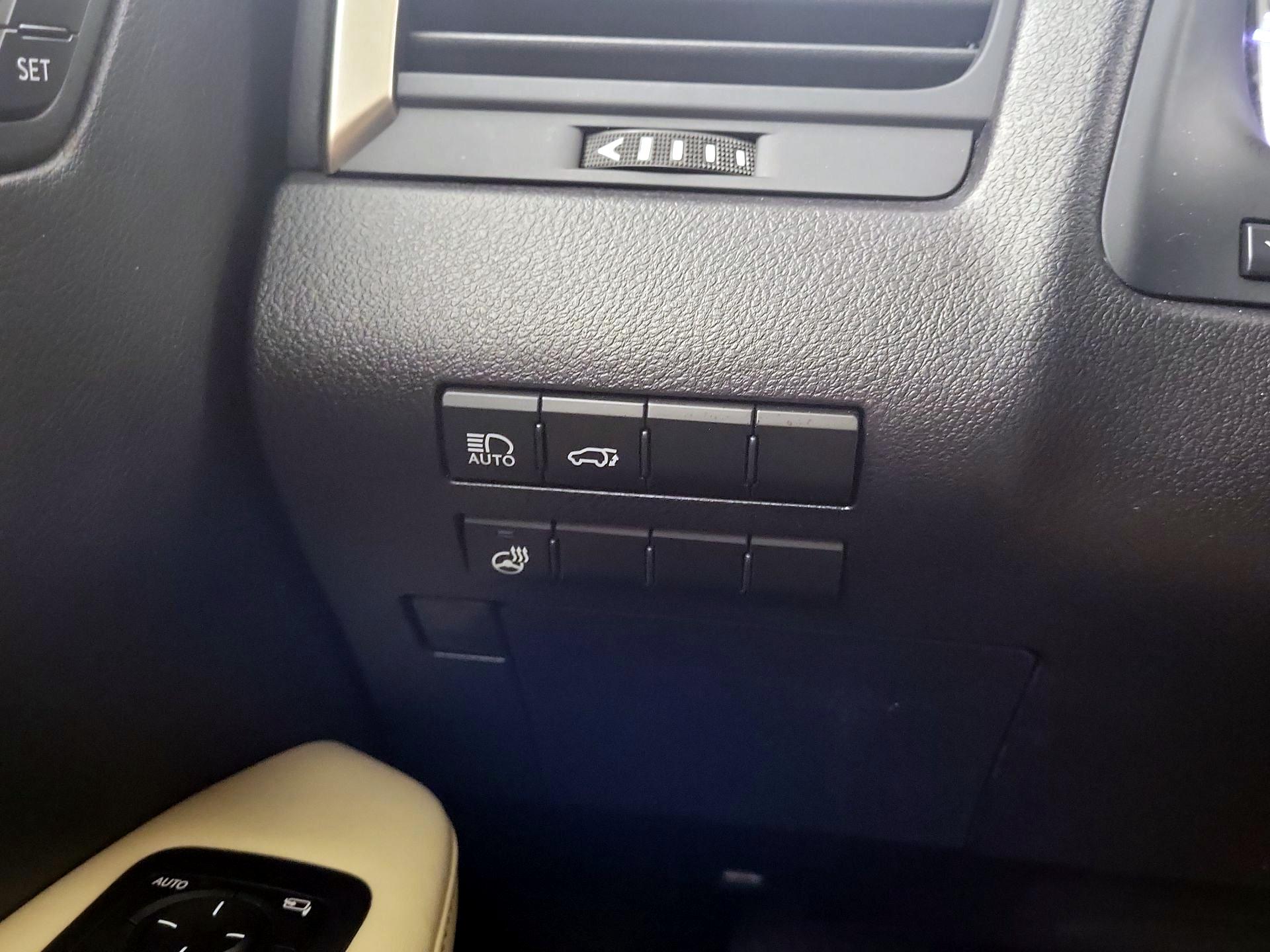 Thumbnail: 2022 Lexus RX - 11