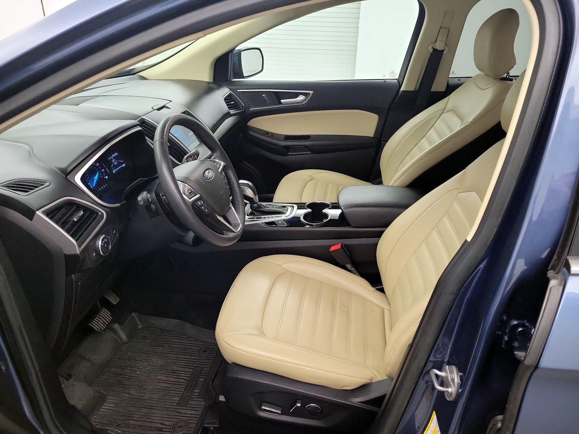 Thumbnail: 2018 Ford Edge - 9